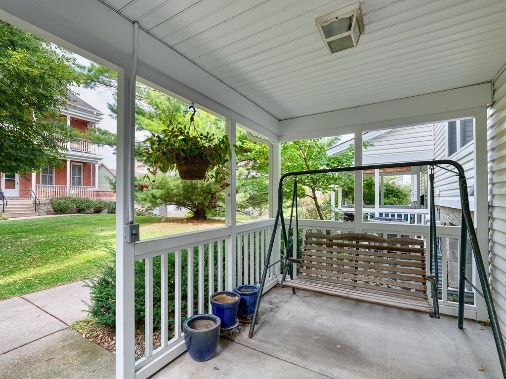 406 Duke Street Property Photo 25
