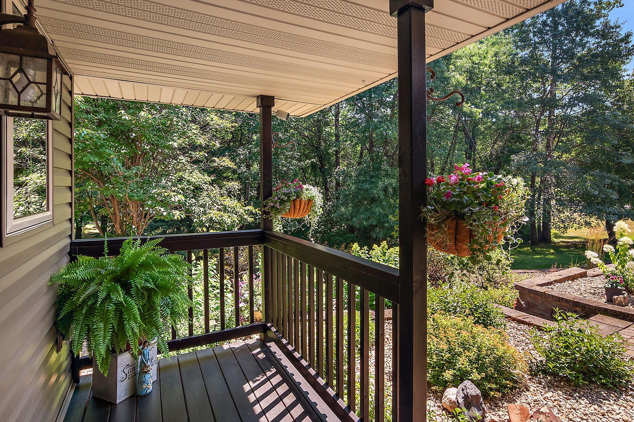 5712 Aspen Road Property Photo 8