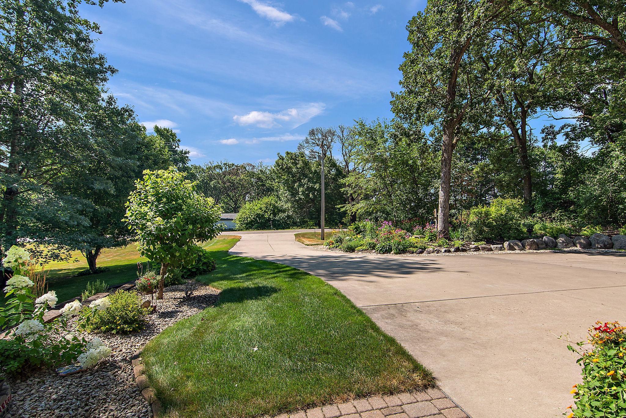 5712 Aspen Road Property Photo 9