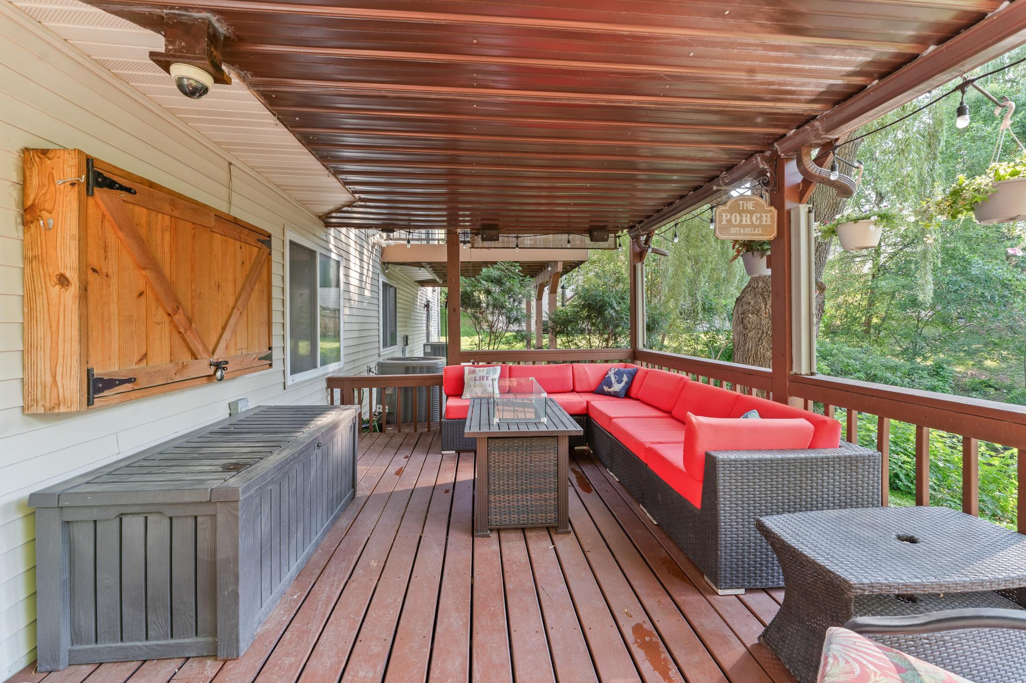 1517 Deerwood Bend Property Photo 11