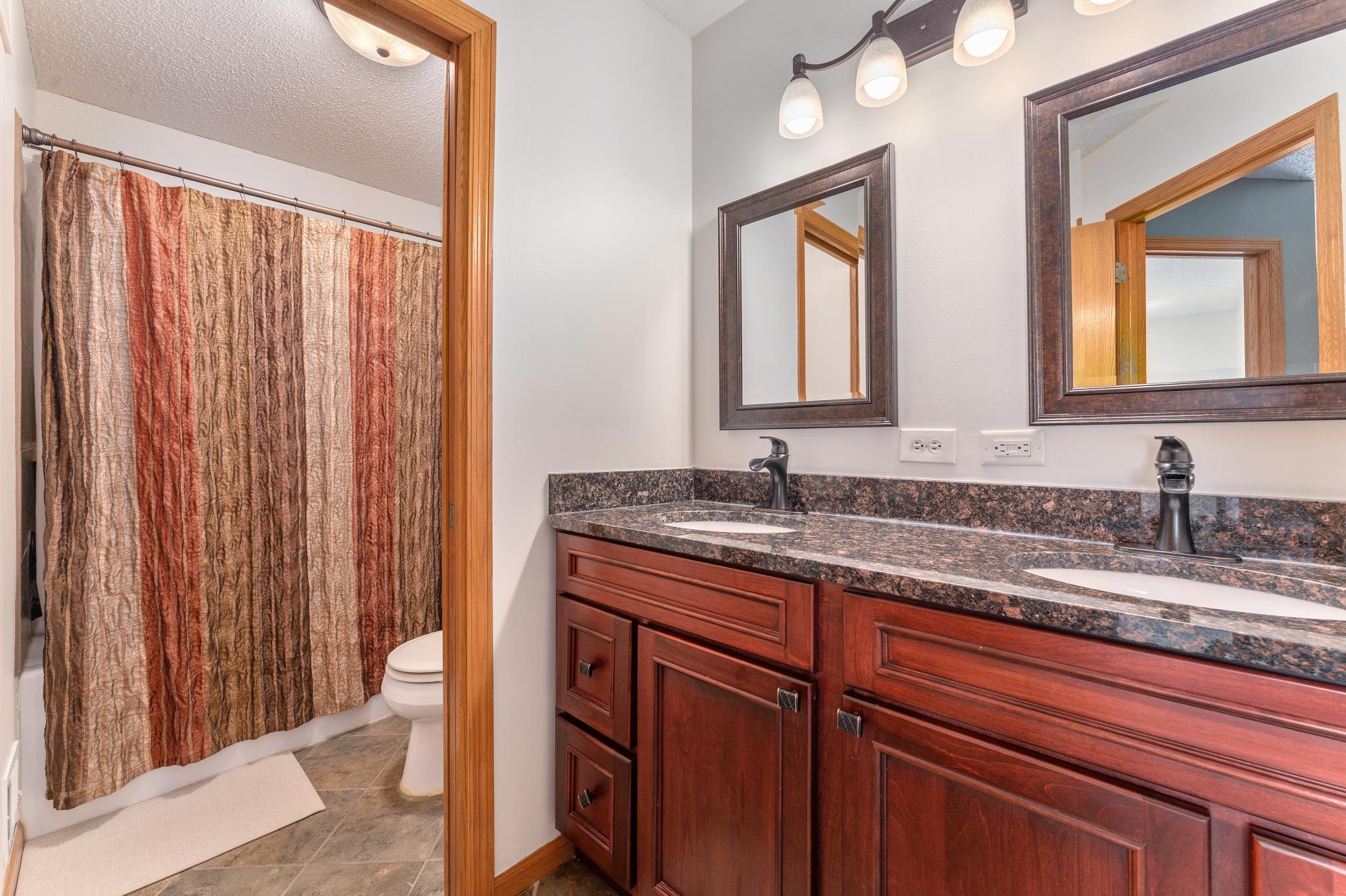 1517 Deerwood Bend Property Photo 30