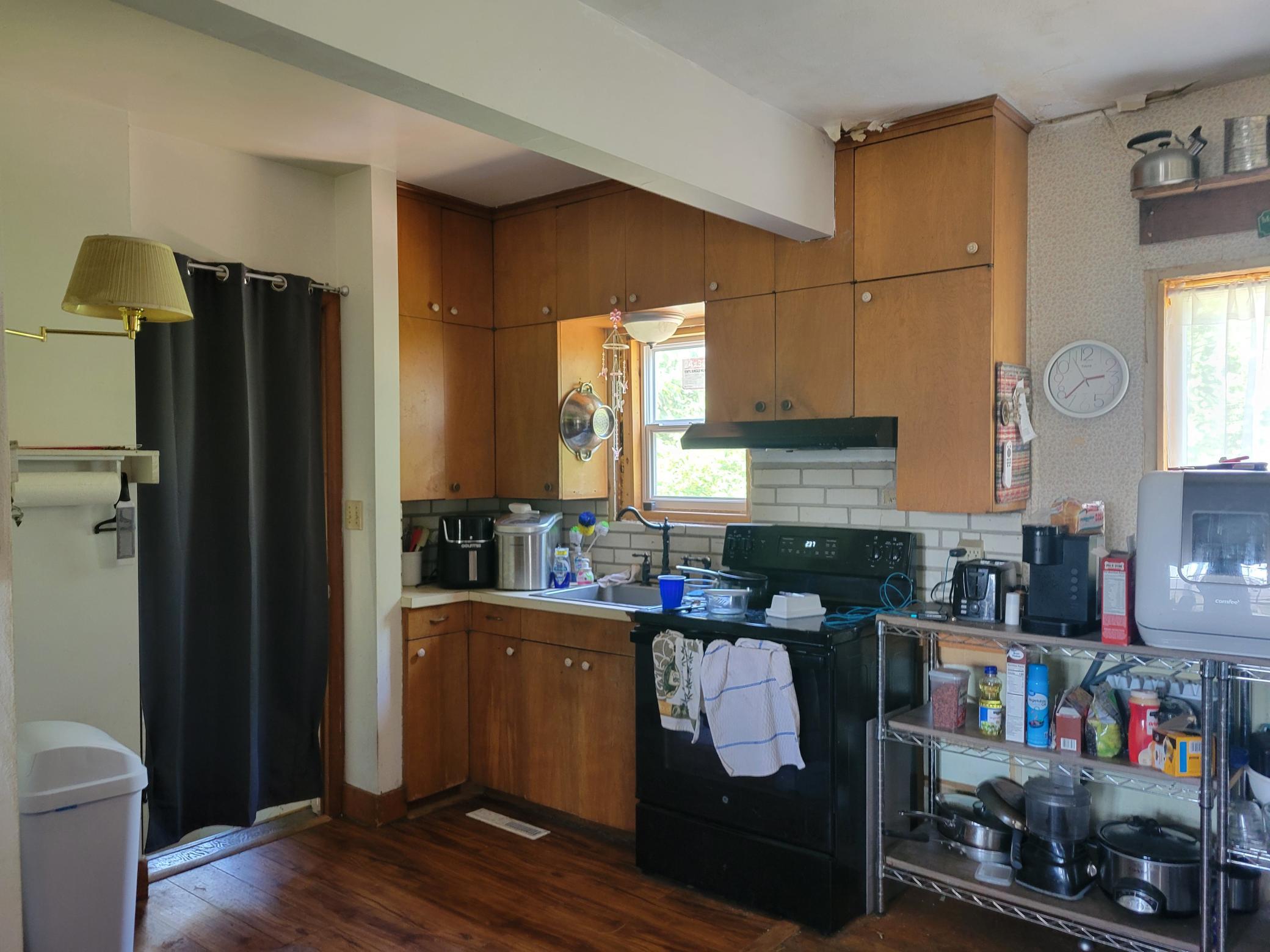 651 2nd Street S Property Photo 3