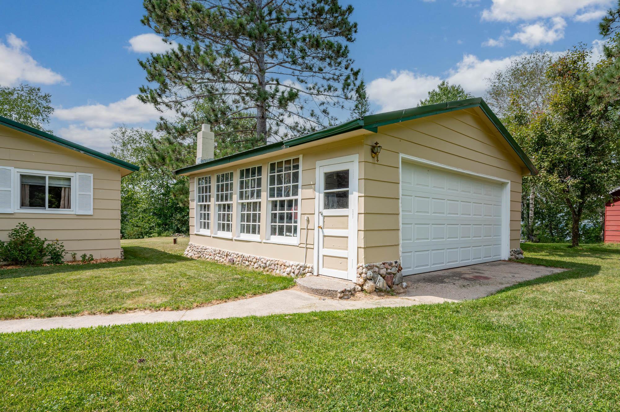 21124 Shallow Lake Road Property Photo 33