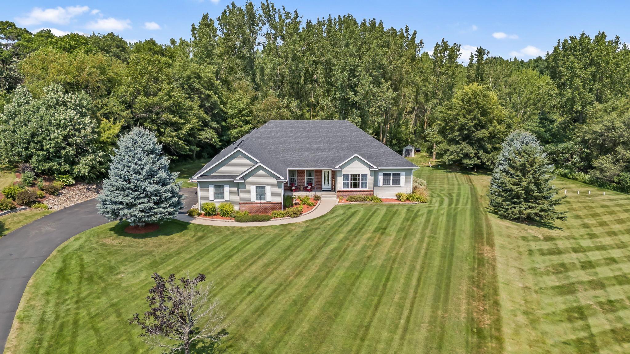 967 176th Street Property Photo 6