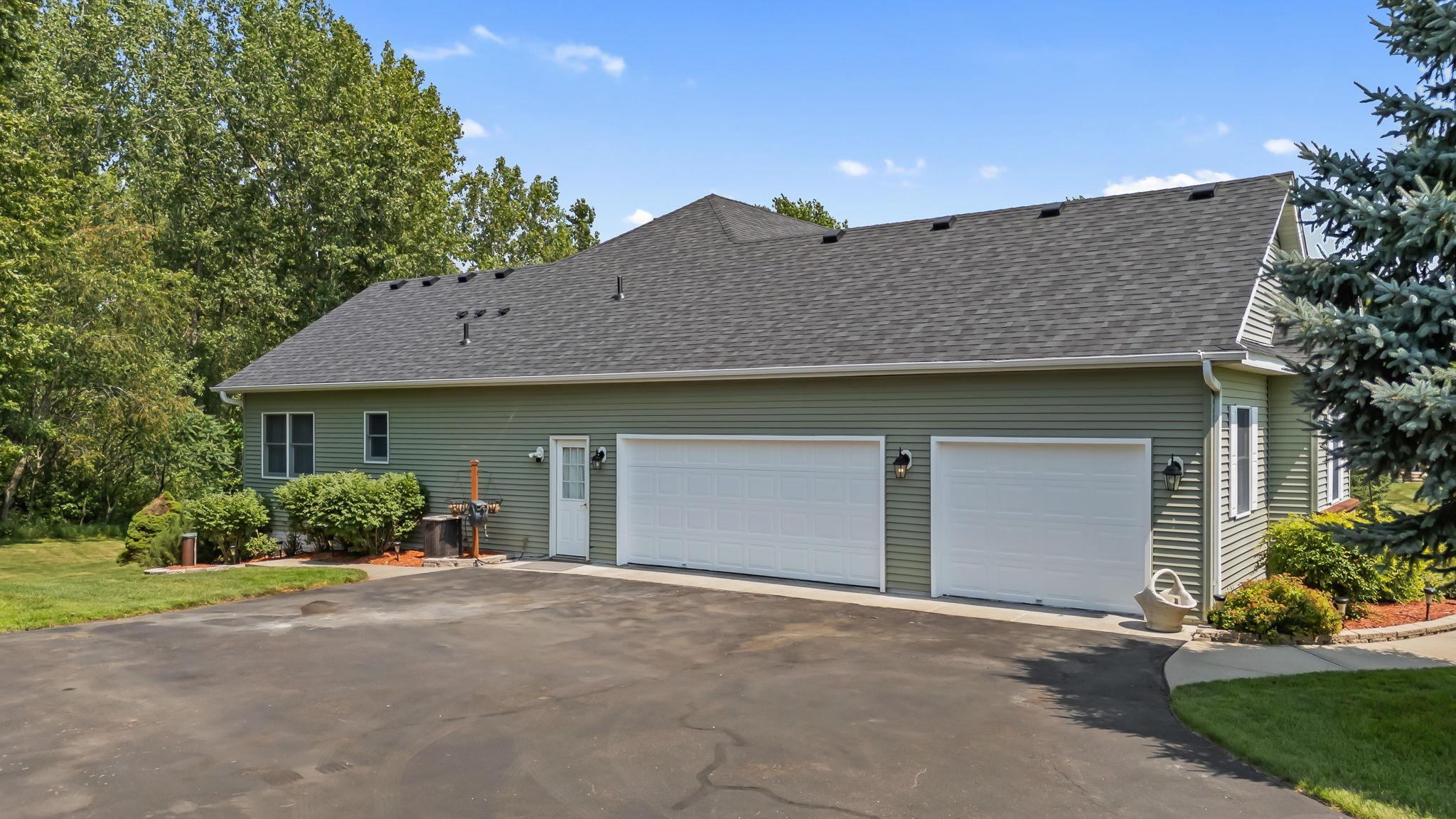 967 176th Street Property Photo 53
