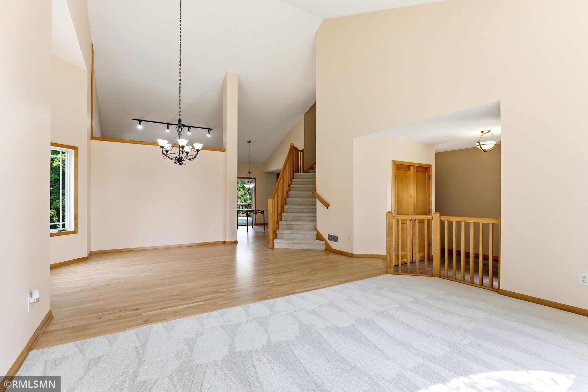 6911 Cambridge Road Property Photo 10