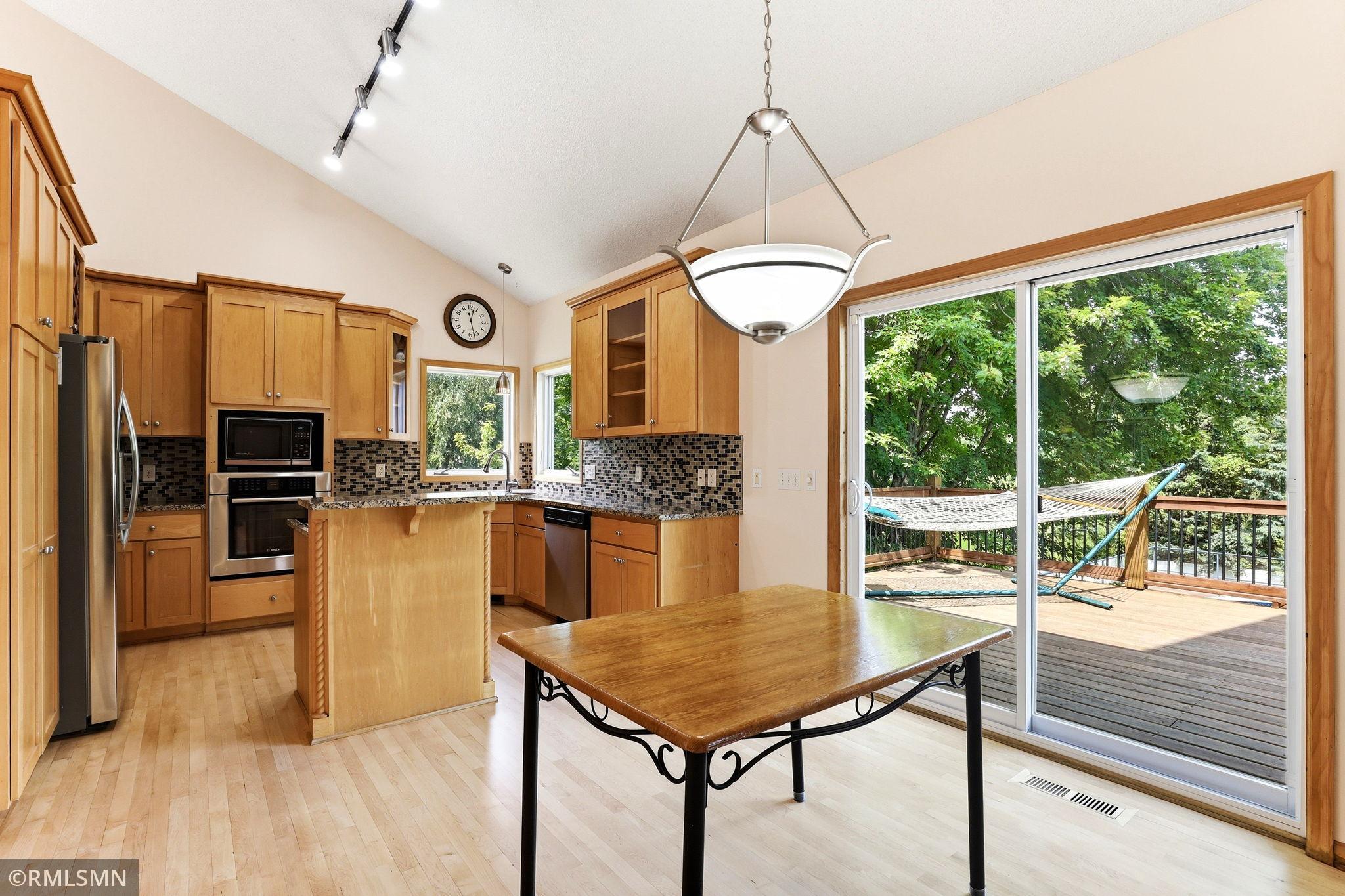 6911 Cambridge Road Property Photo 15