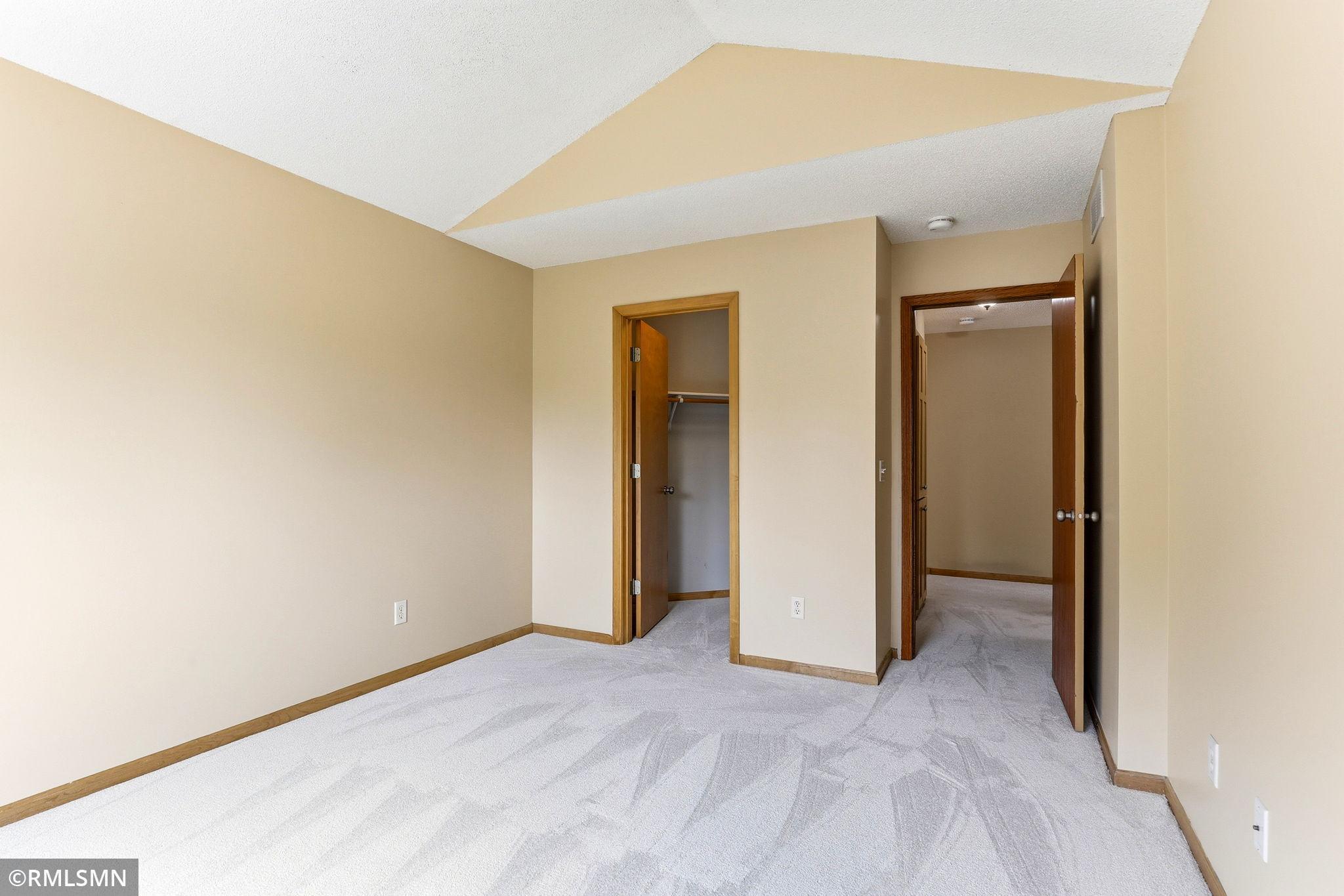 6911 Cambridge Road Property Photo 32