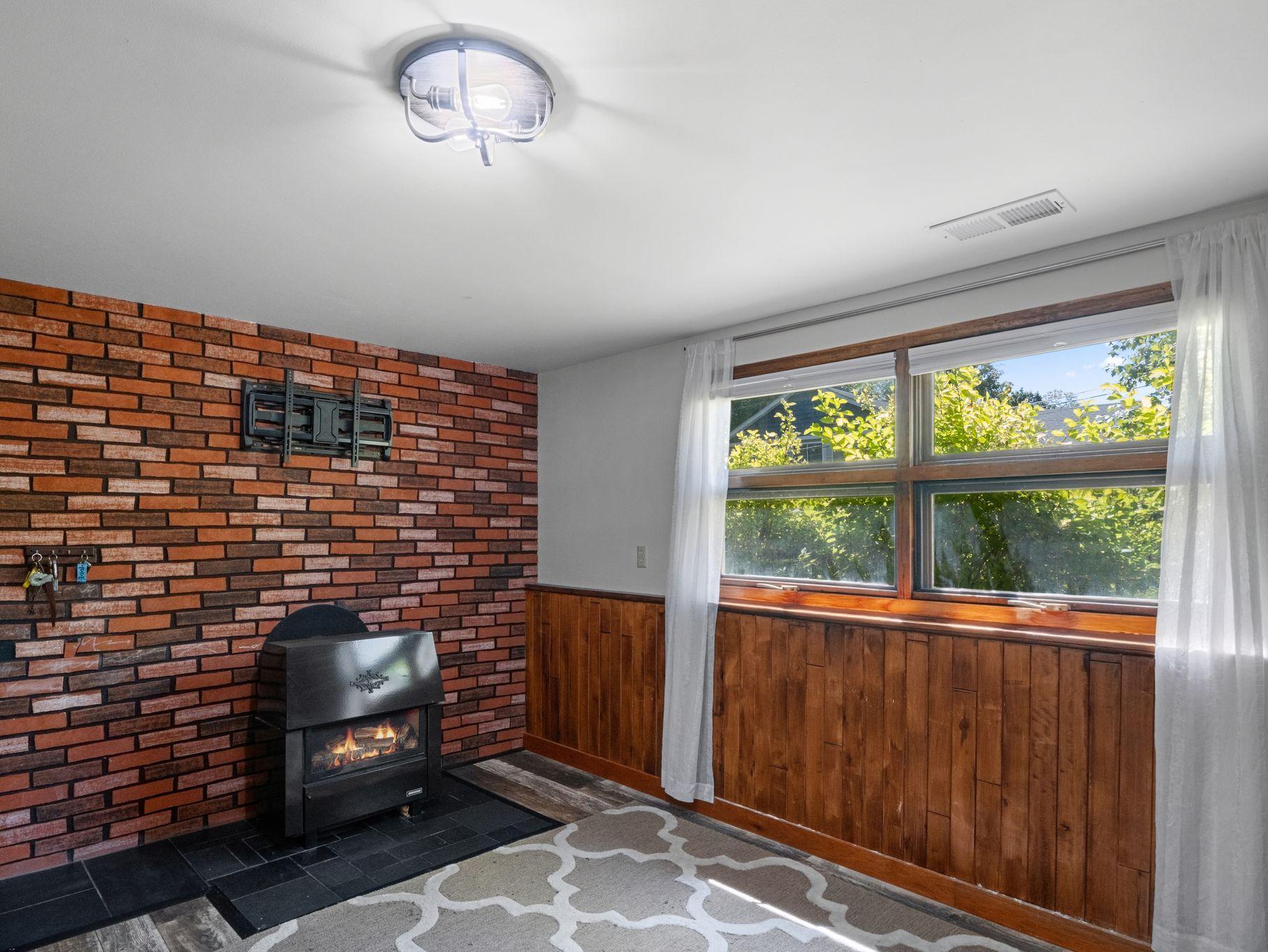 4916 Hanover Road Property Photo 10