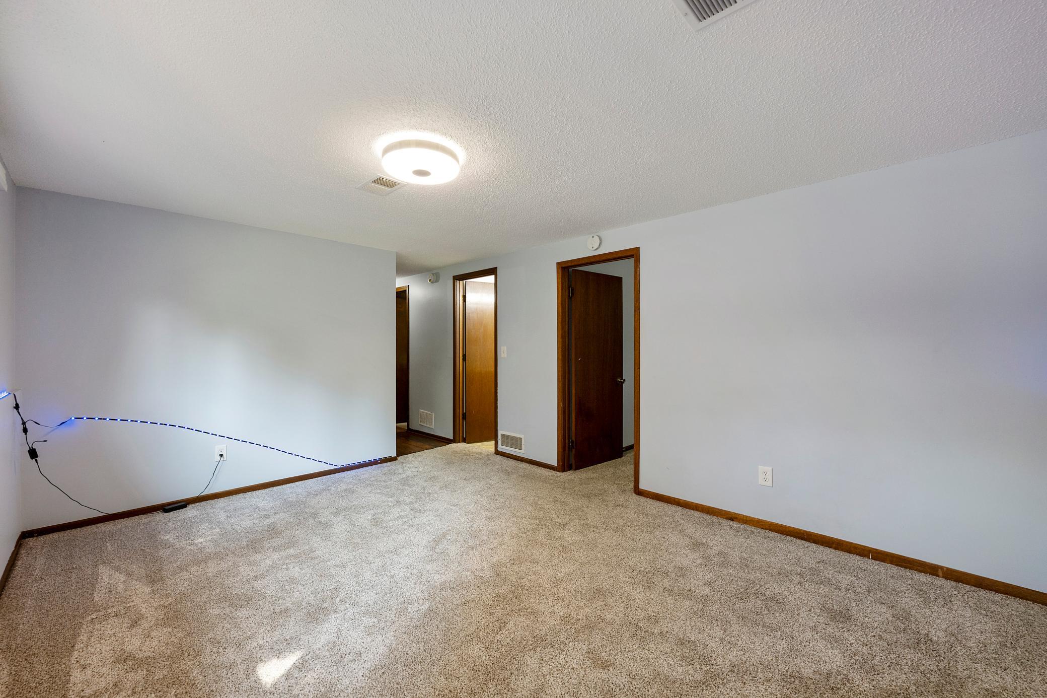 934 94th Avenue Ne Property Photo 23