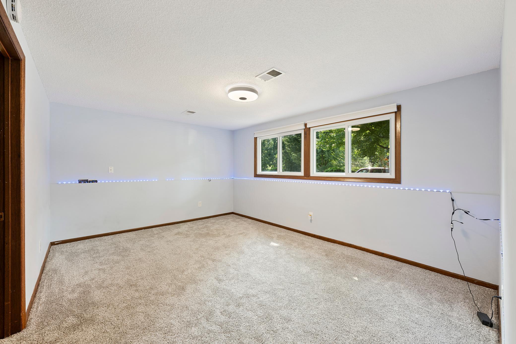 934 94th Avenue Ne Property Photo 24