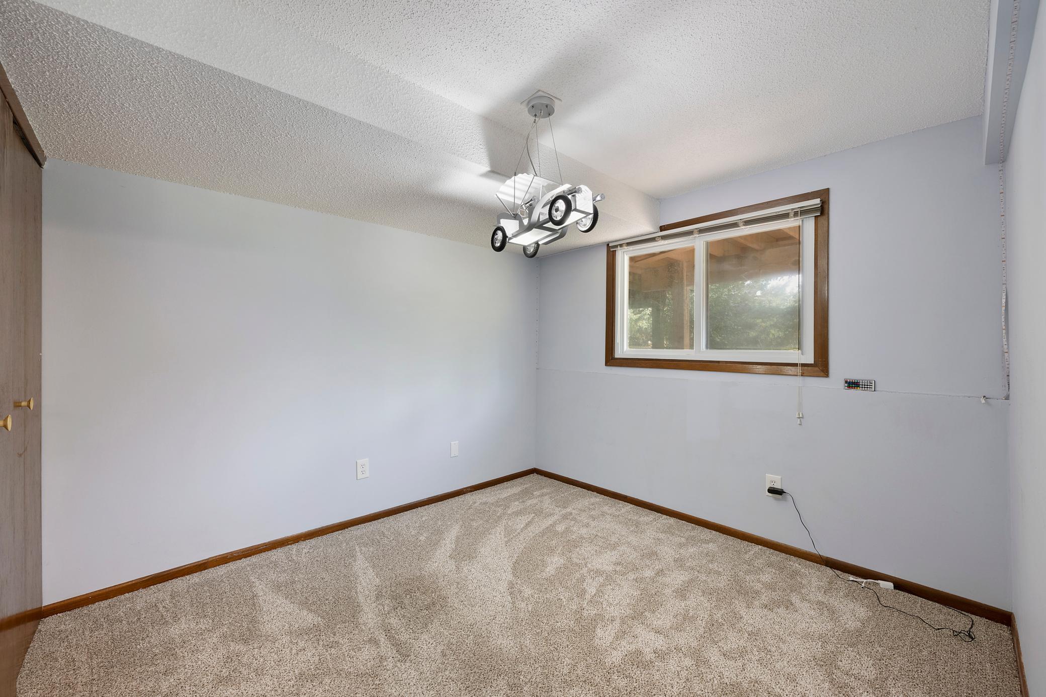 934 94th Avenue Ne Property Photo 25
