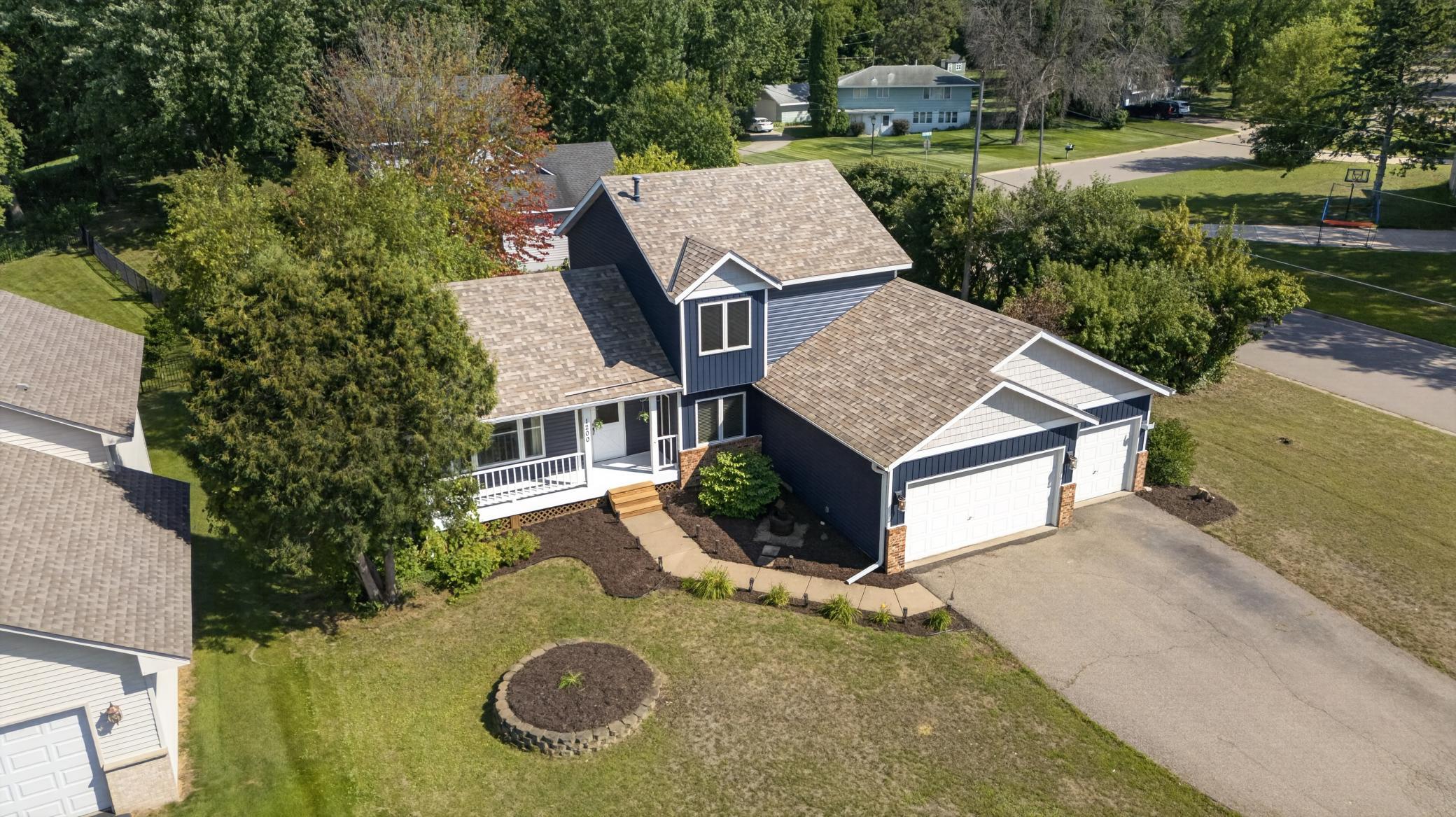 1200 Earle Way Property Photo 3