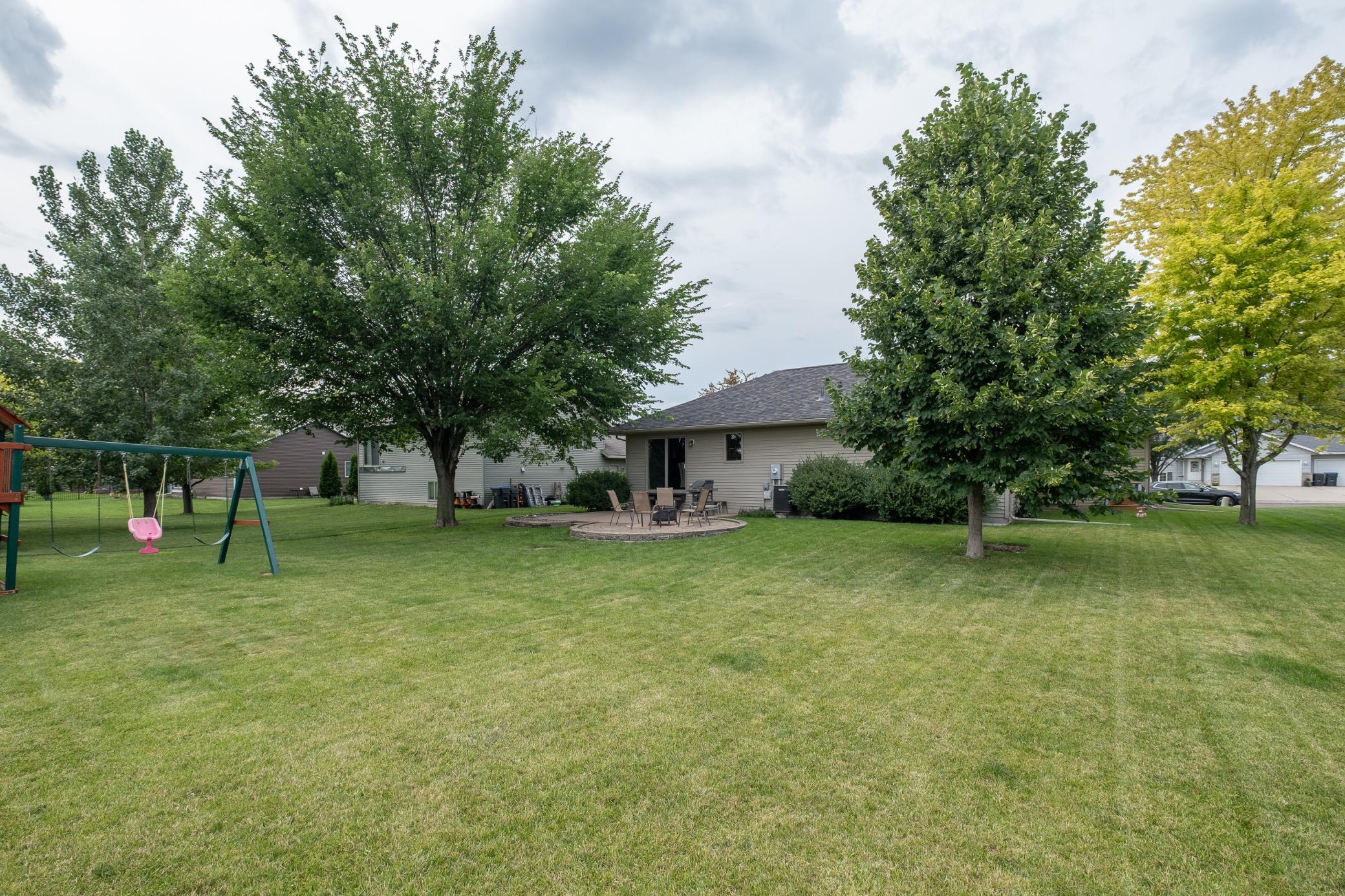 240 Grovebrook Circle Property Photo 11