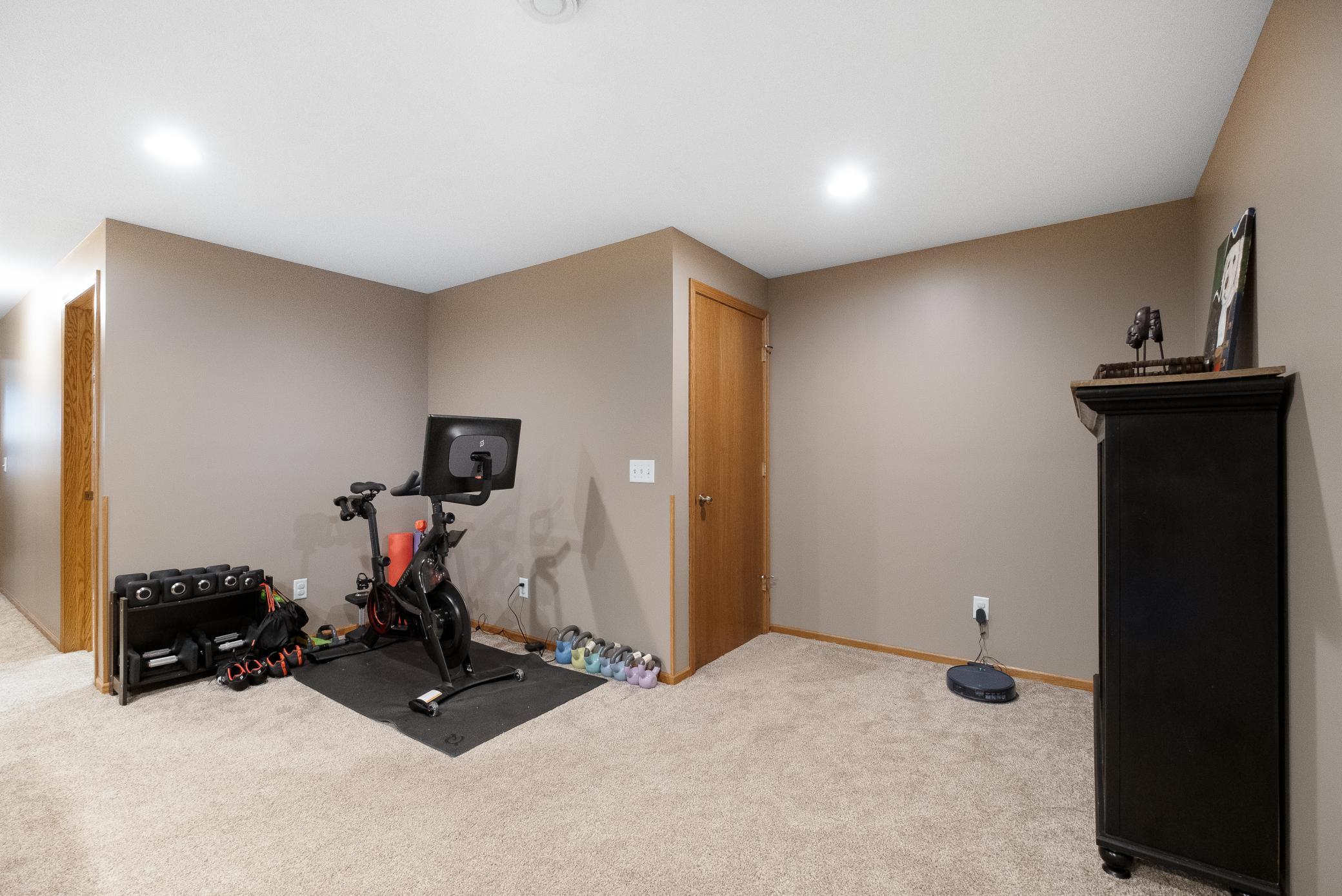 240 Grovebrook Circle Property Photo 41