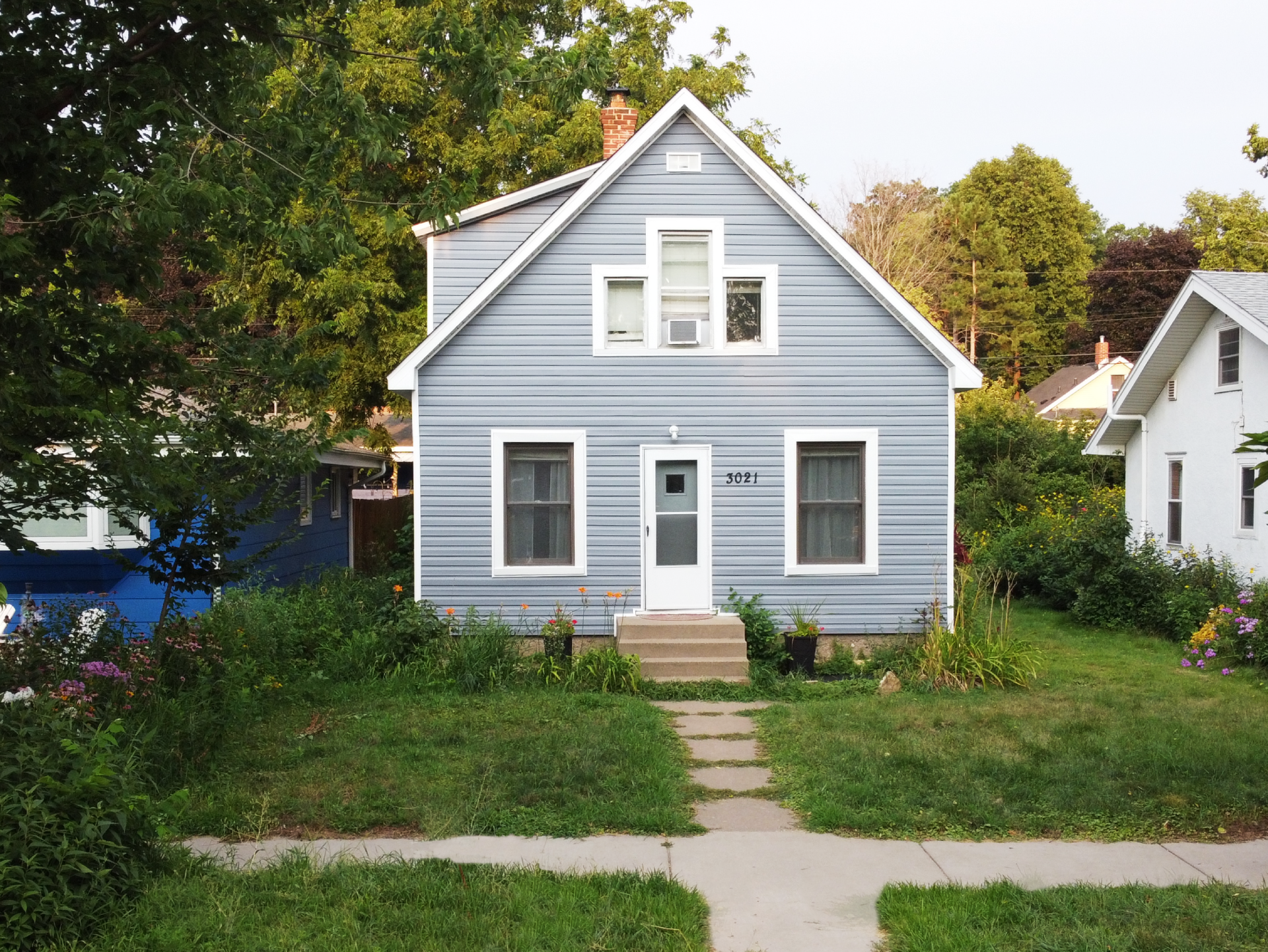 3021 Tyler Street NE Property Photo 1