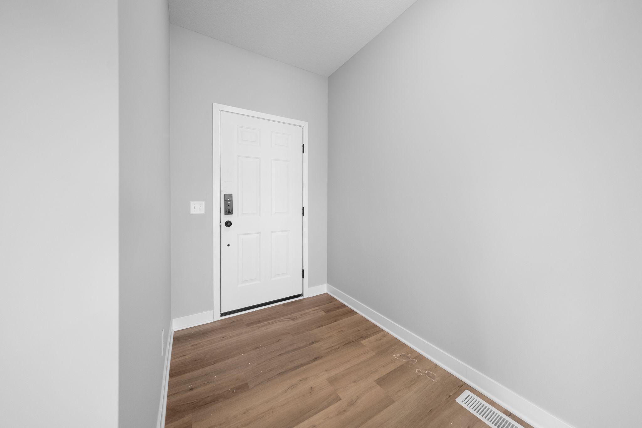 2165 Westpointe Drive Property Photo 4