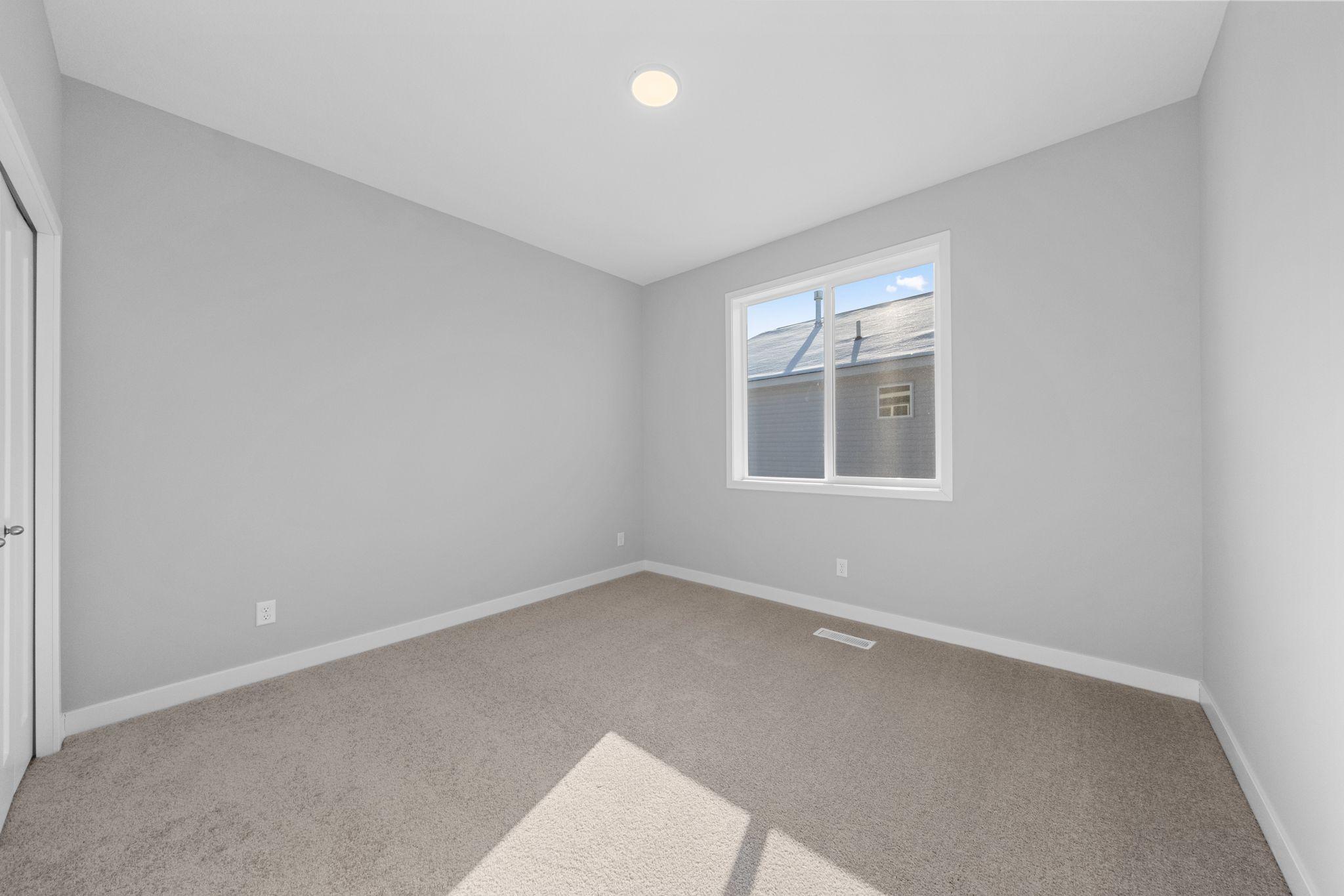 2165 Westpointe Drive Property Photo 17