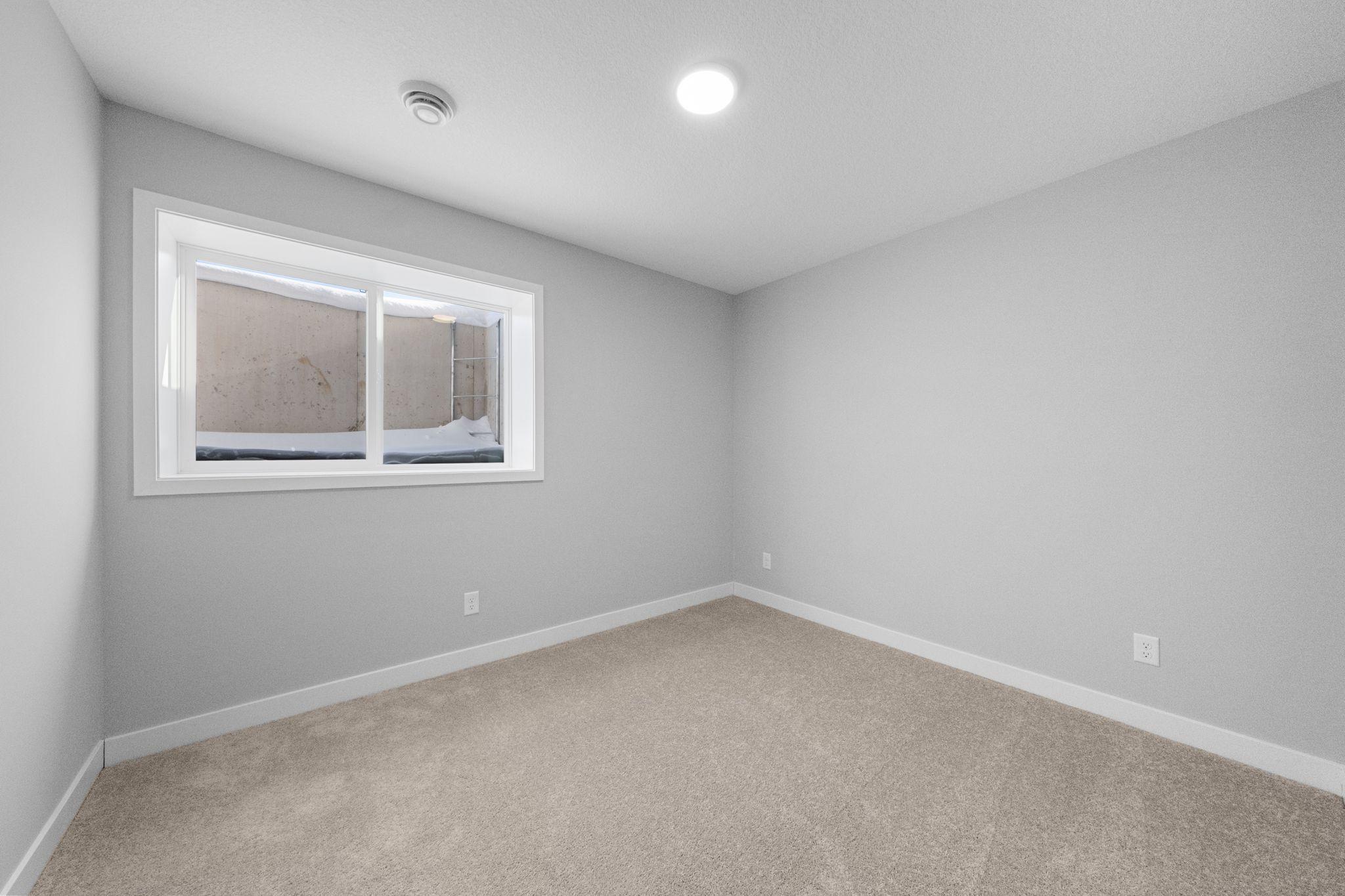 2165 Westpointe Drive Property Photo 32