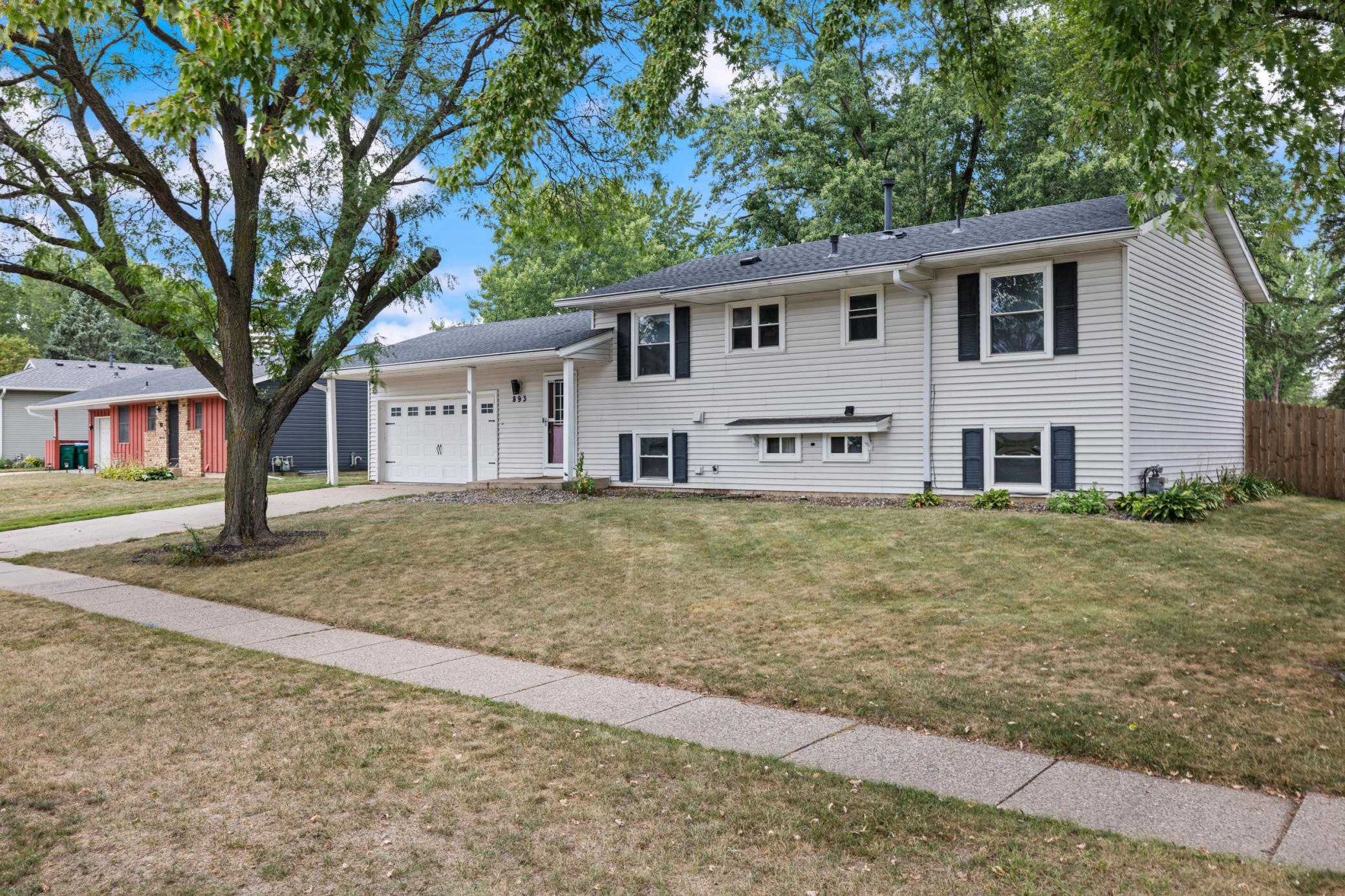 893 Whitney Drive Property Photo 17