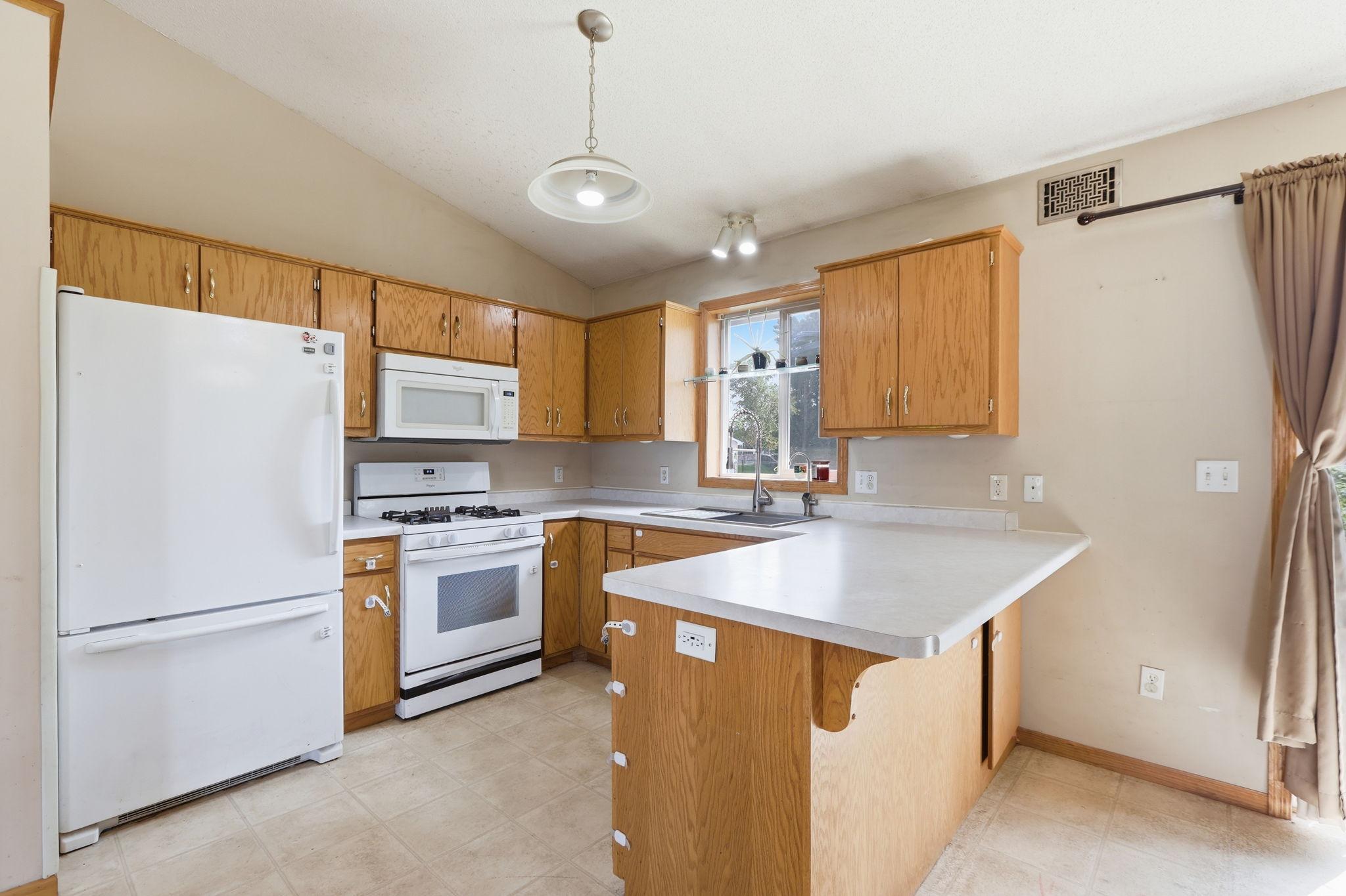 1401 3rd Street S Property Photo 2