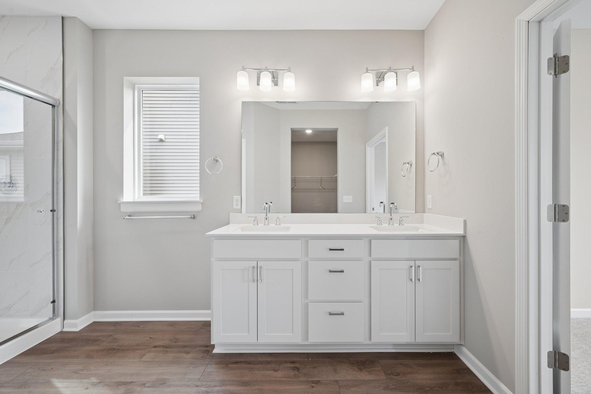 10568 Harbor Lane N Property Photo 4