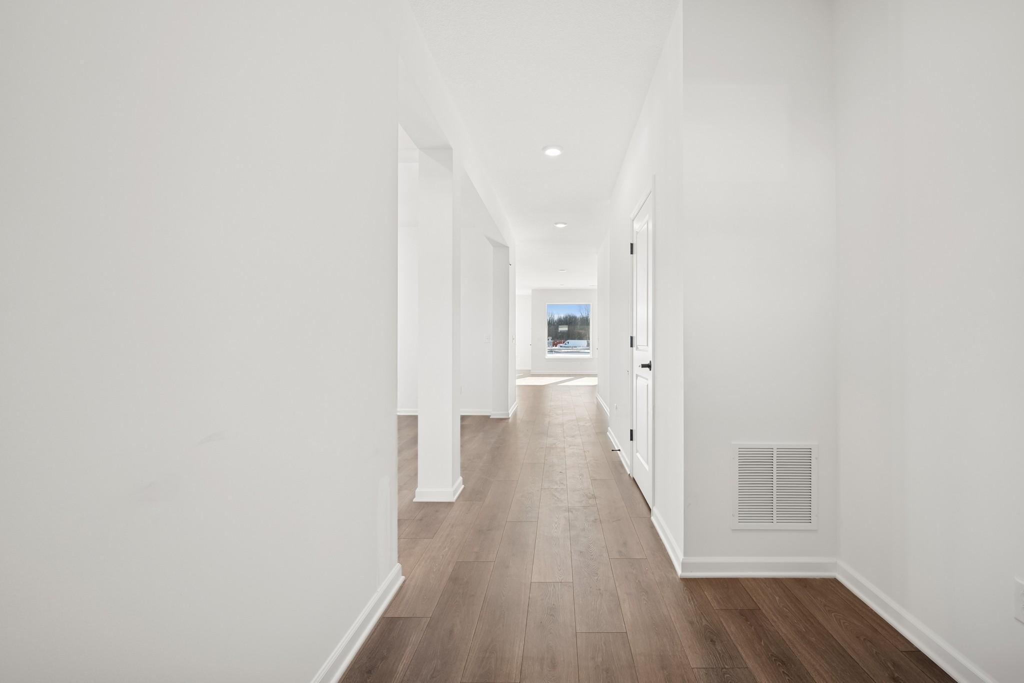10594 Harbor Lane N Property Photo 6
