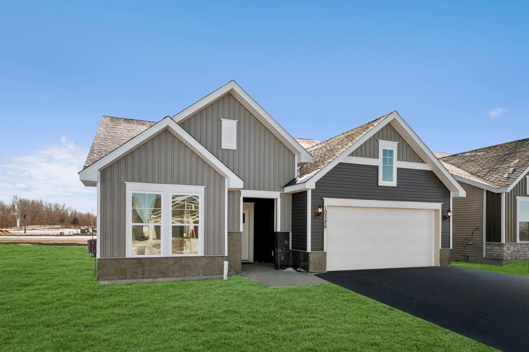 10594 Harbor Lane N Property Photo 15