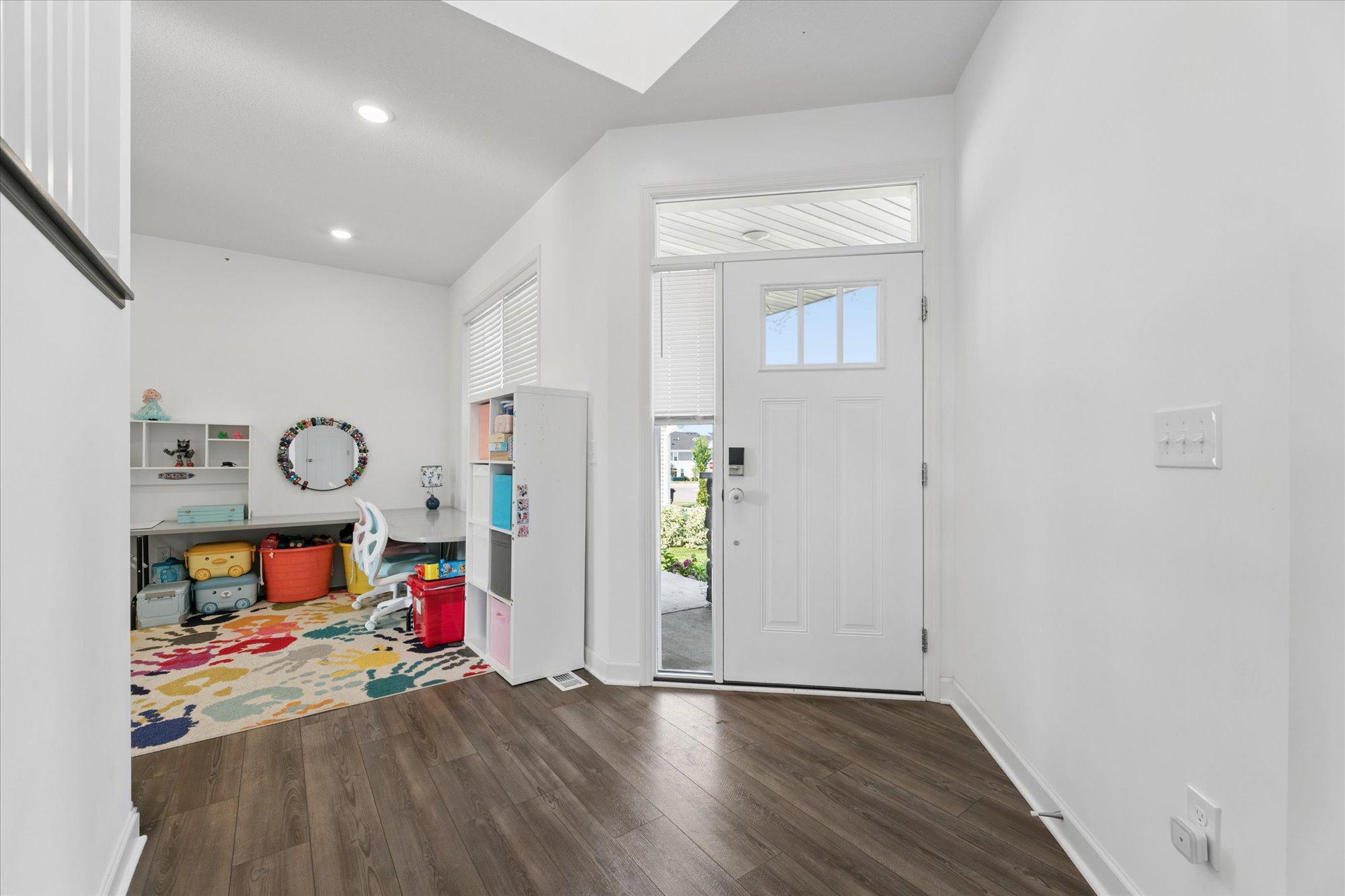 1908 Boulder Way Property Photo 10
