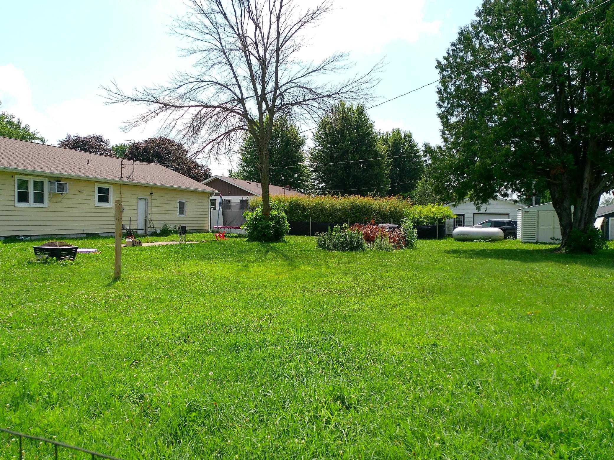 110 Robert Street Property Photo 10