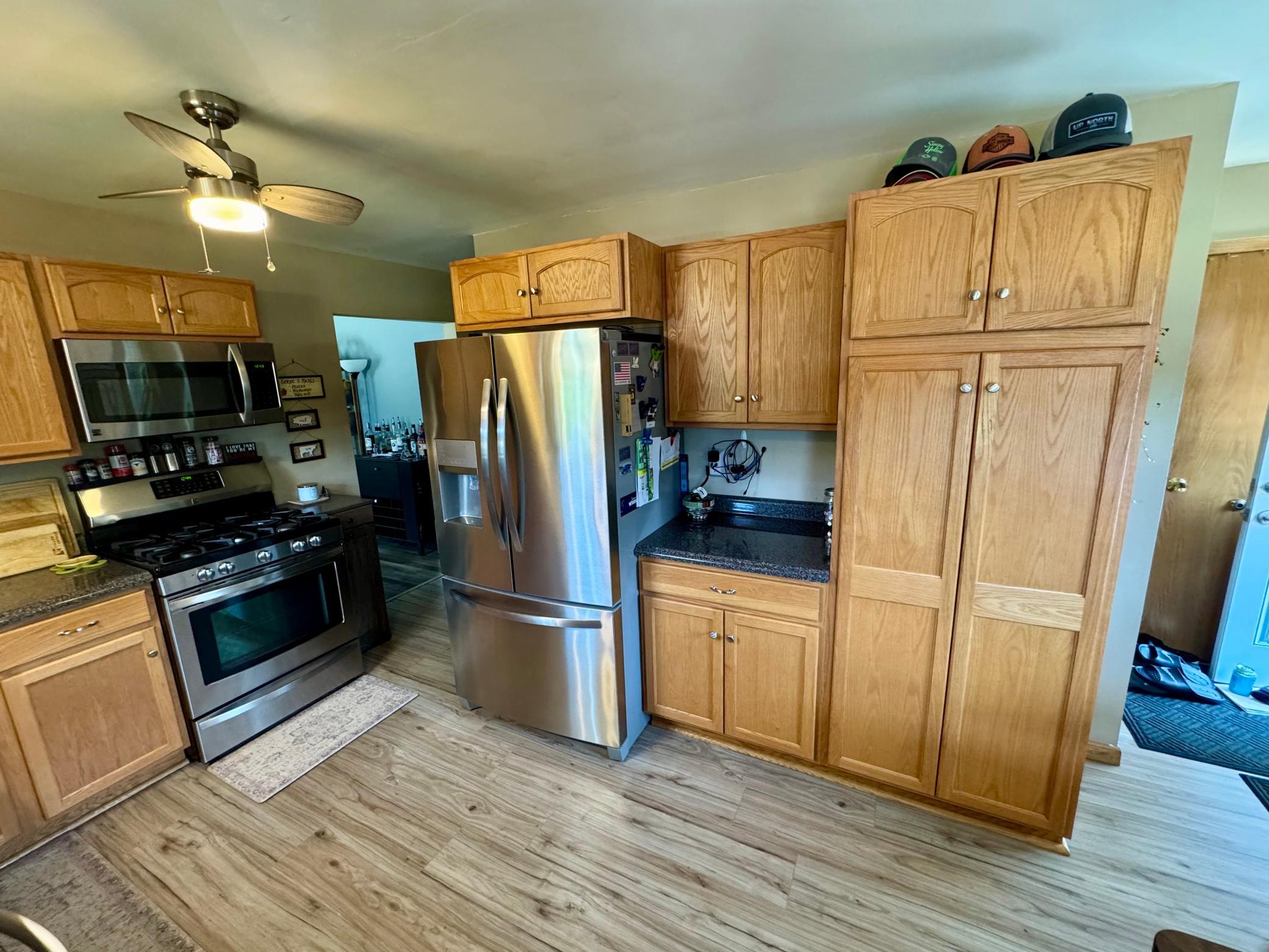 334 Oak Street Property Photo 8