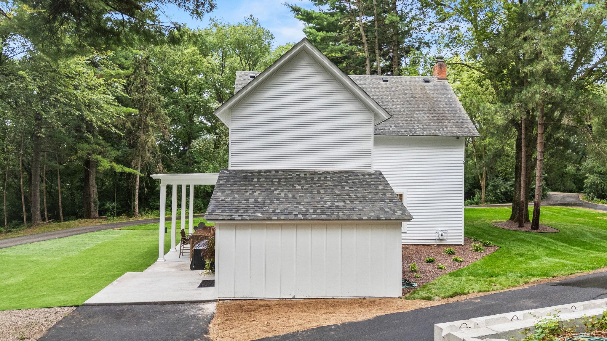 1010 Spring Street Property Photo 34