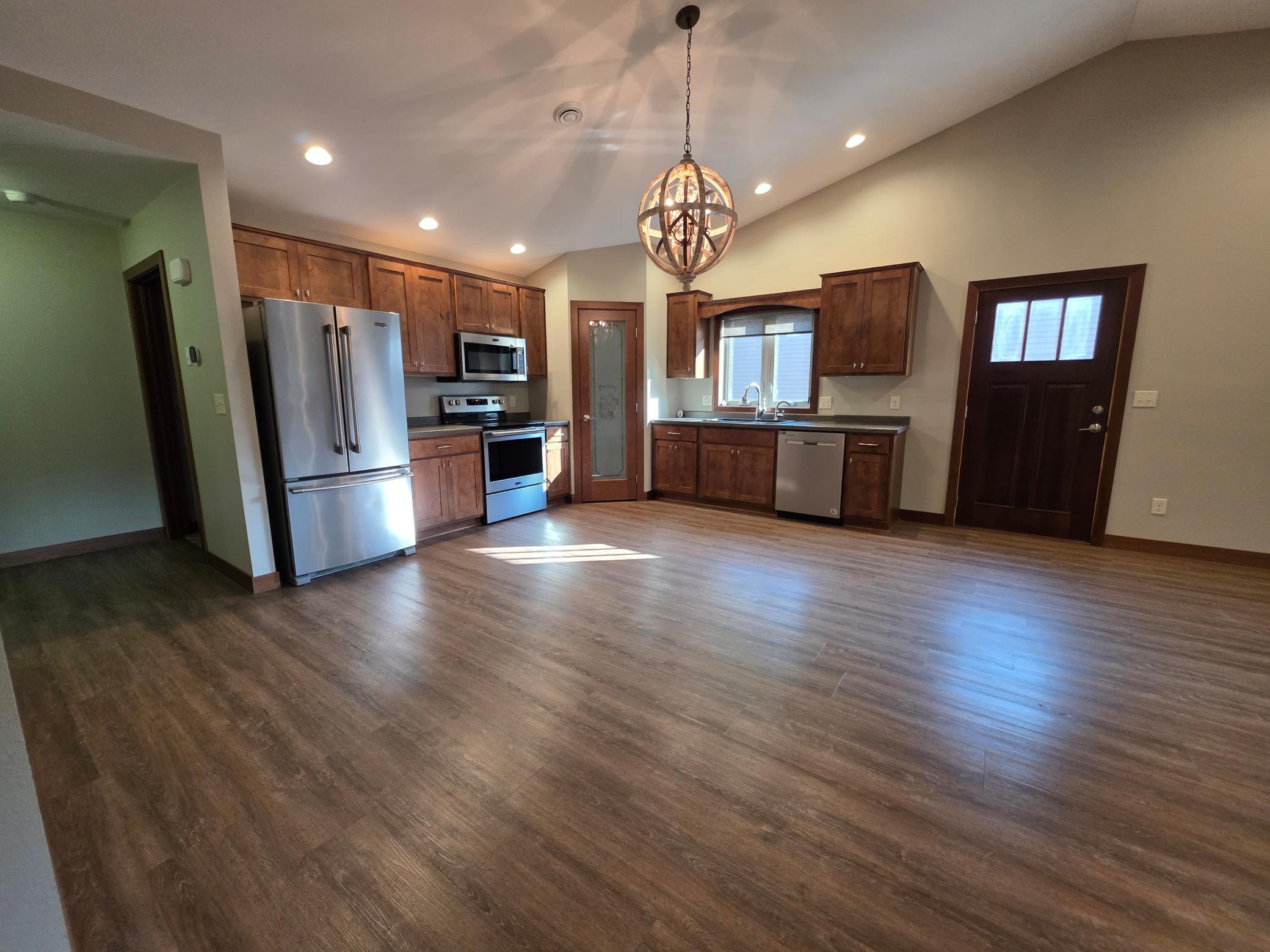 205 Custer Avenue N Property Photo 3