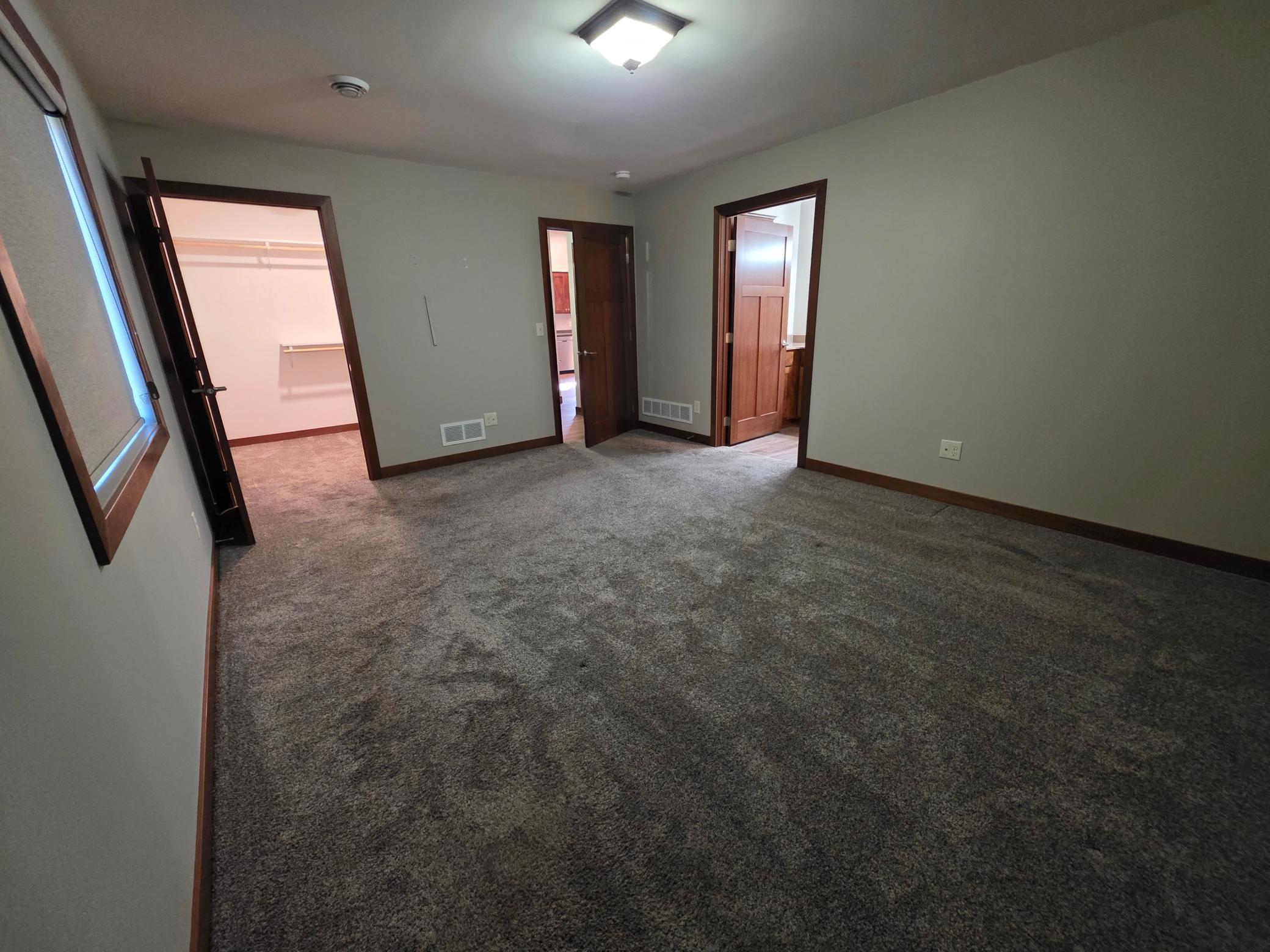 205 Custer Avenue N Property Photo 8