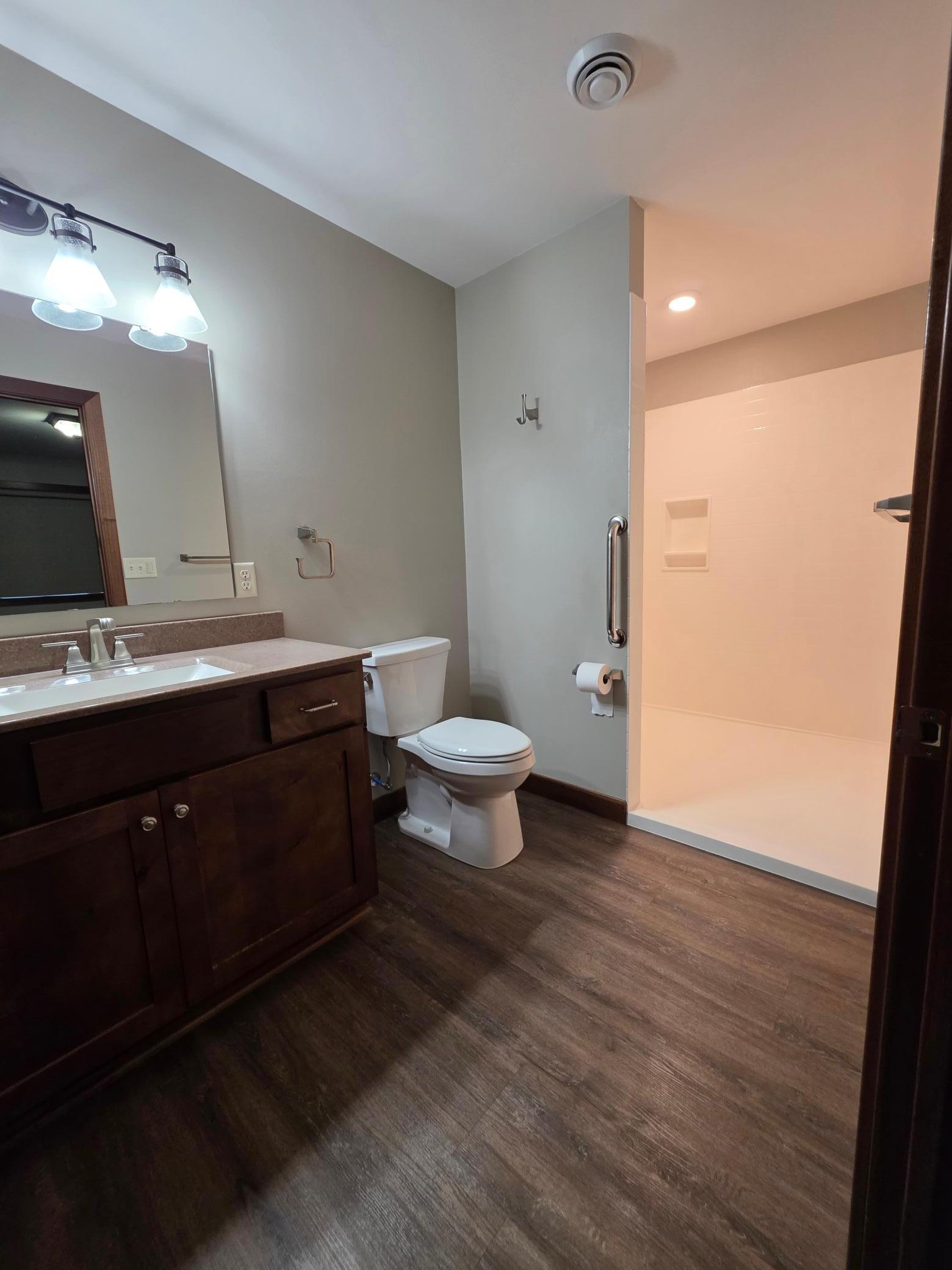 205 Custer Avenue N Property Photo 10