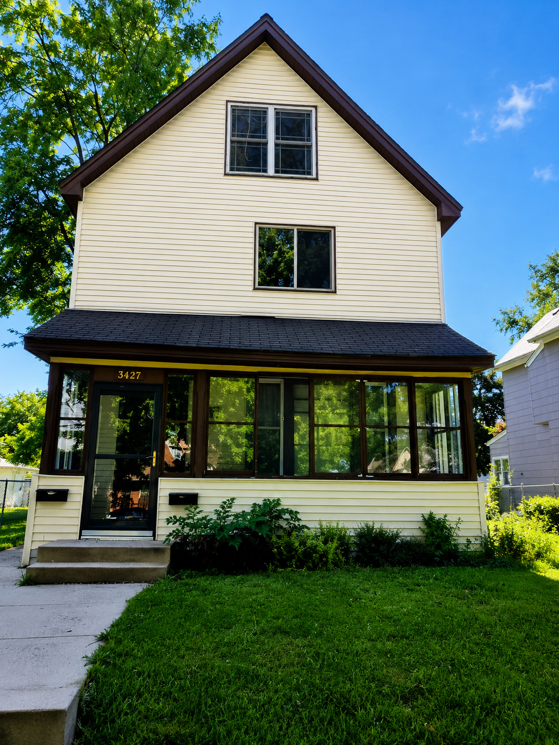 3427 Garfield Avenue Property Photo 1