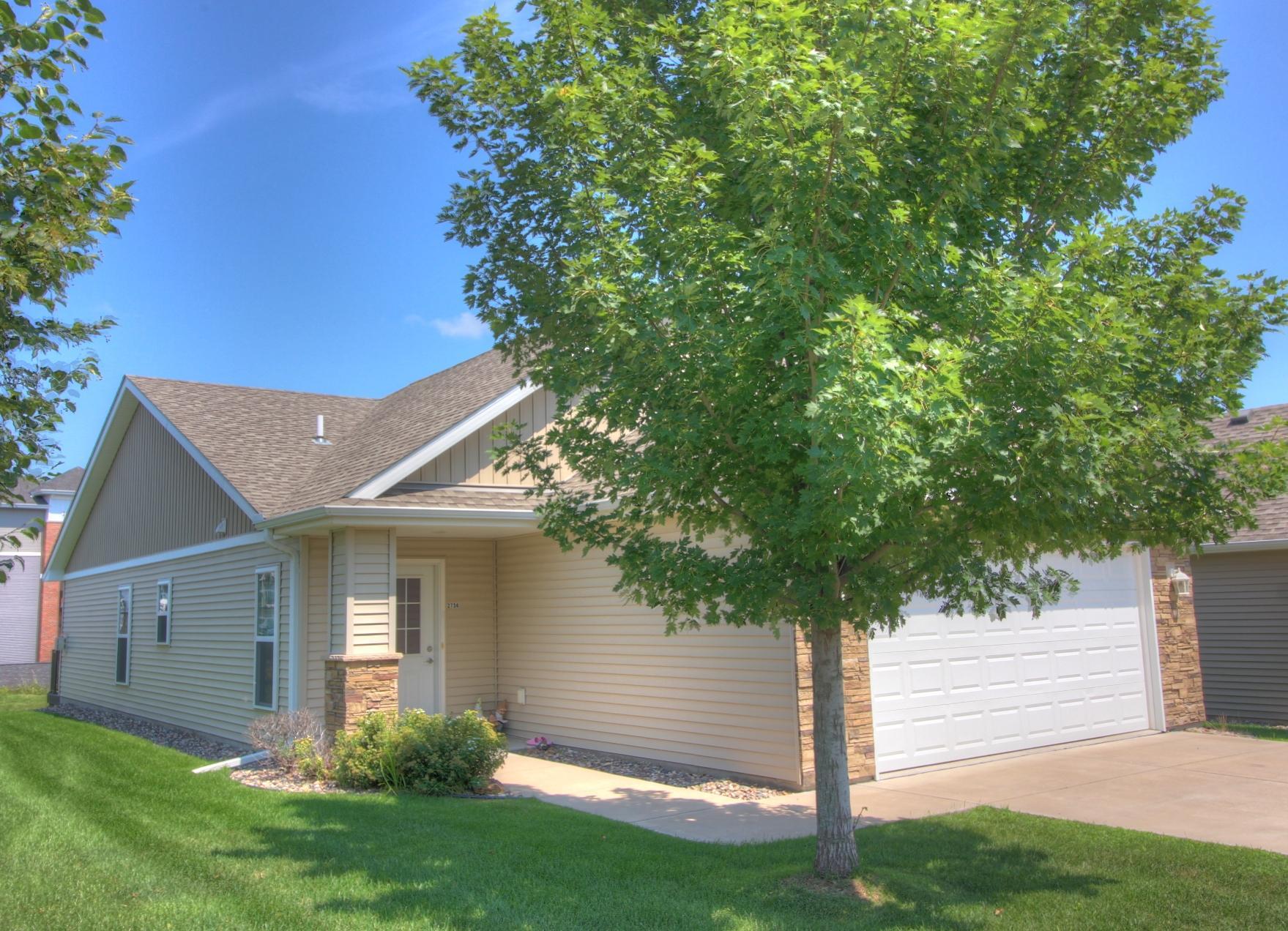 2734 Ridgeview Drive Property Photo 2
