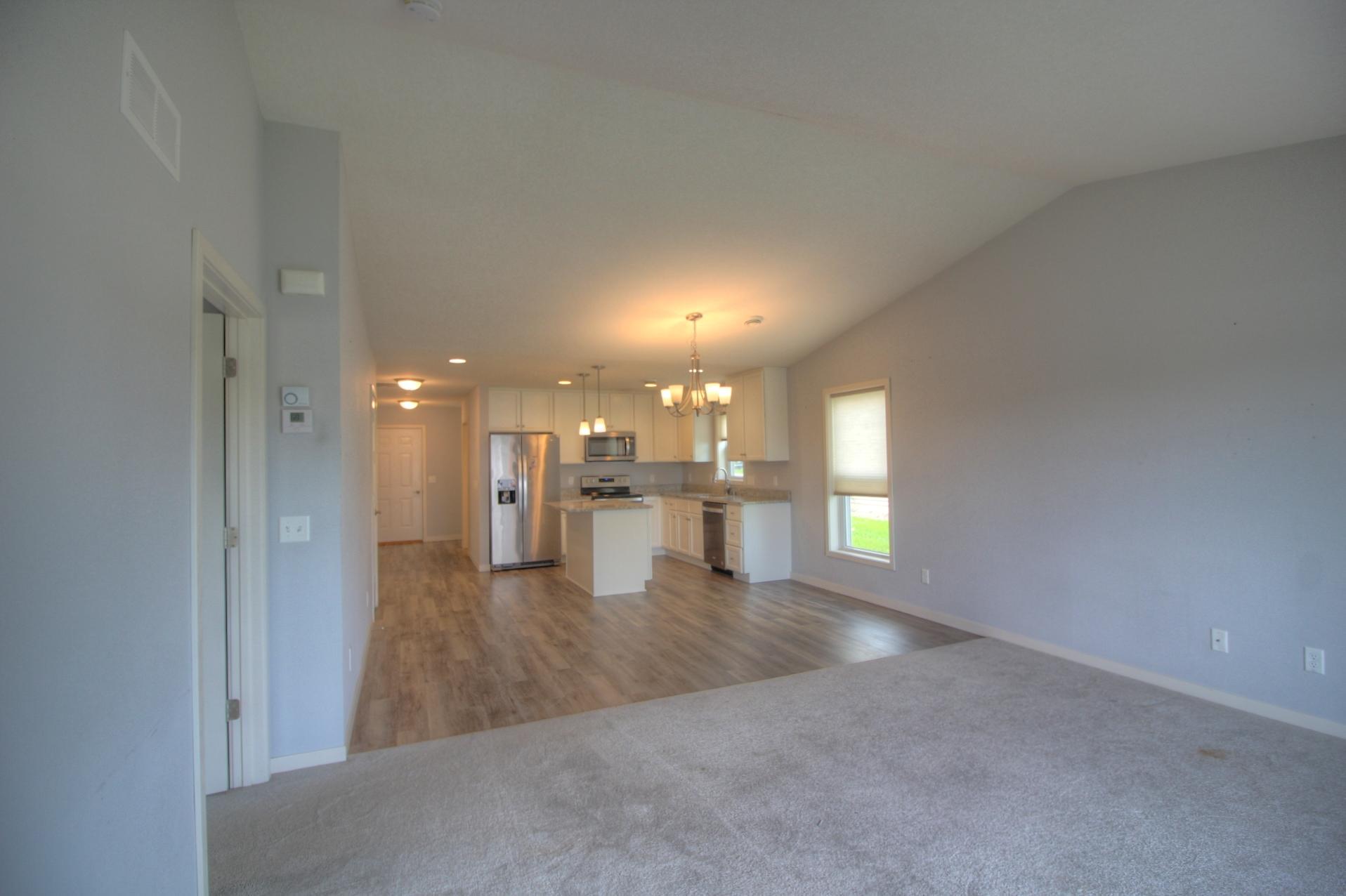 2734 Ridgeview Drive Property Photo 5