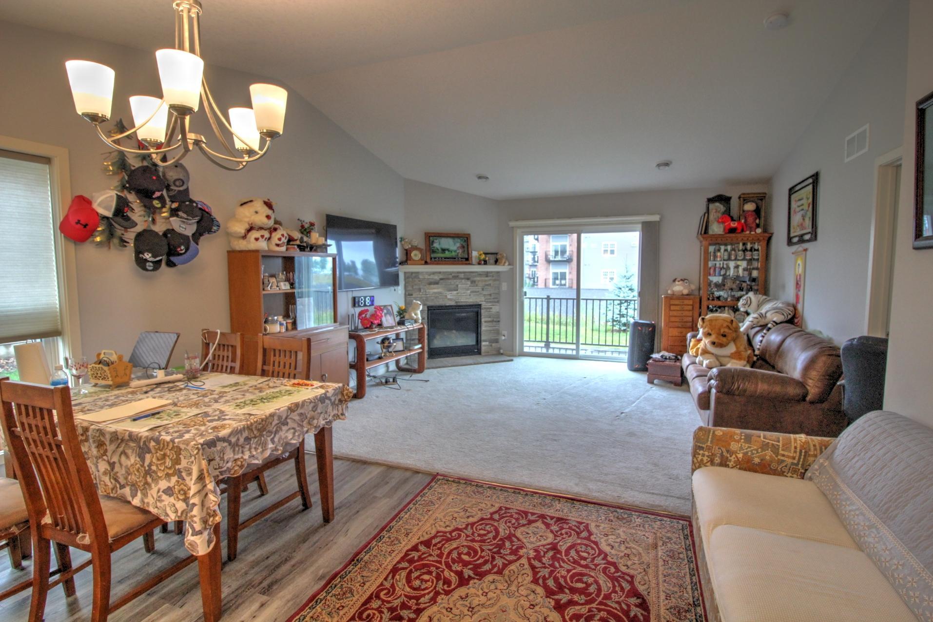 2734 Ridgeview Drive Property Photo 6