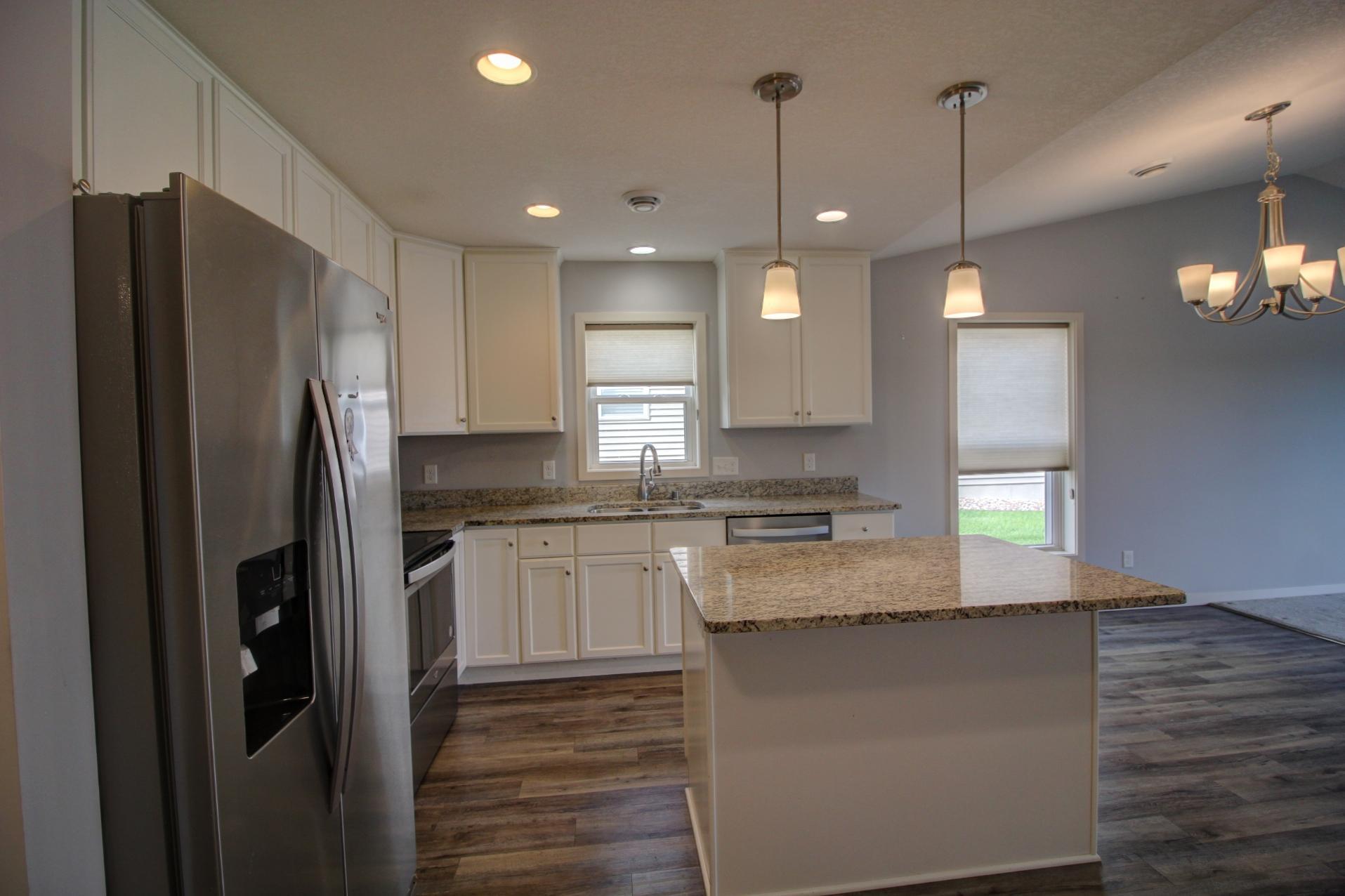 2734 Ridgeview Drive Property Photo 9