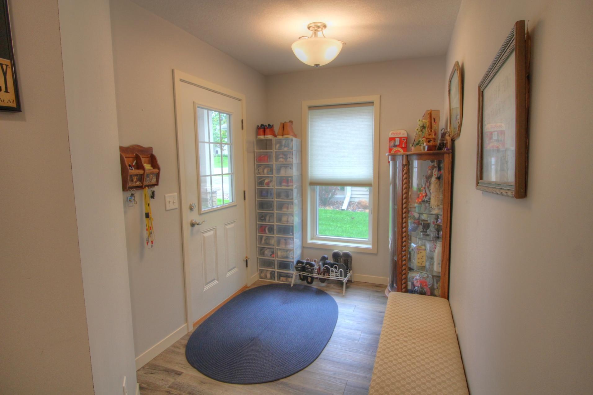 2734 Ridgeview Drive Property Photo 17