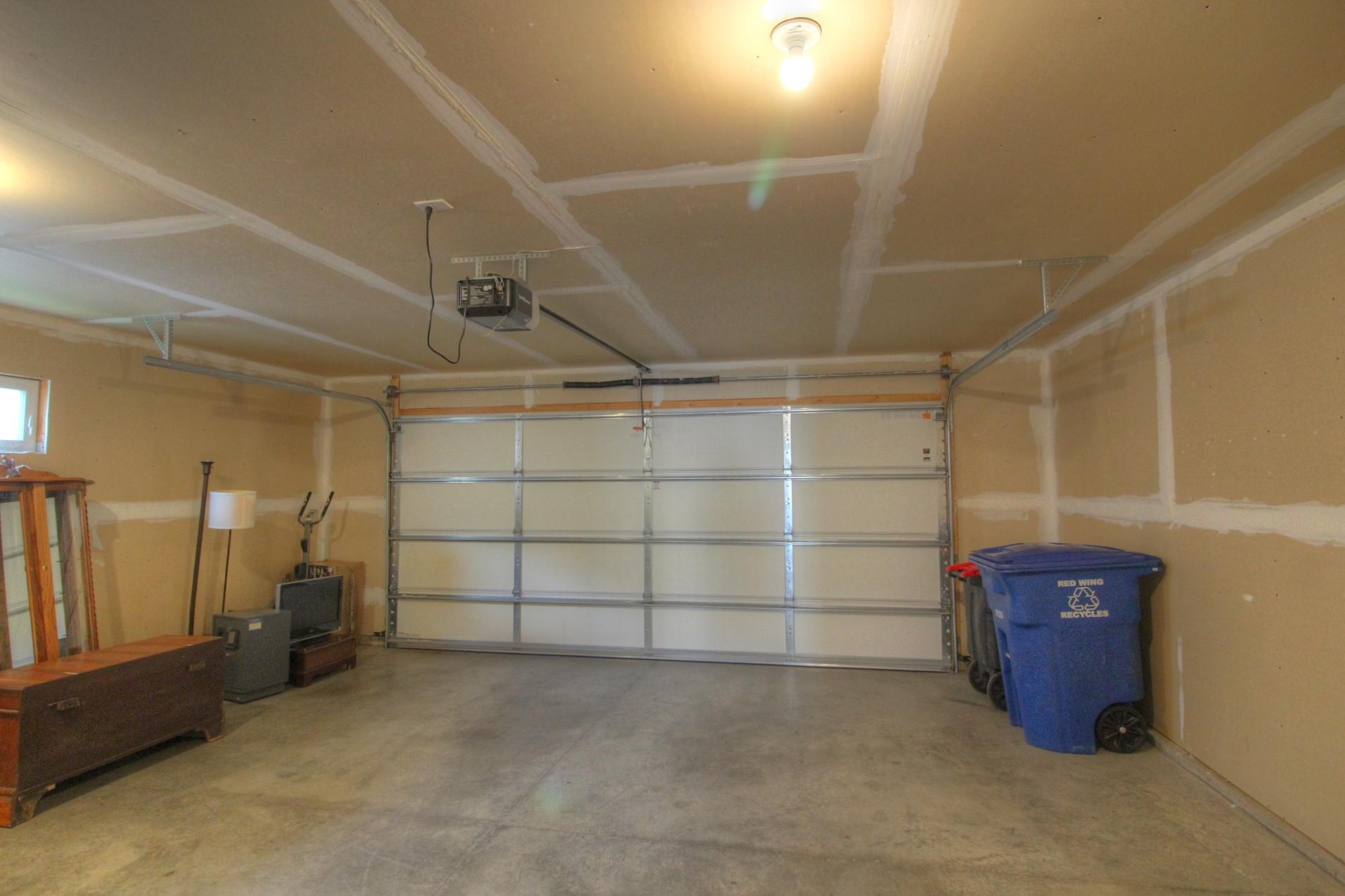 2734 Ridgeview Drive Property Photo 26