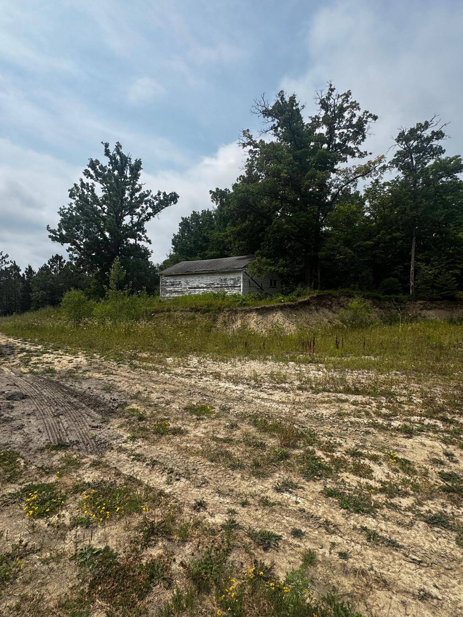 39534 Public Access Road Property Photo 2