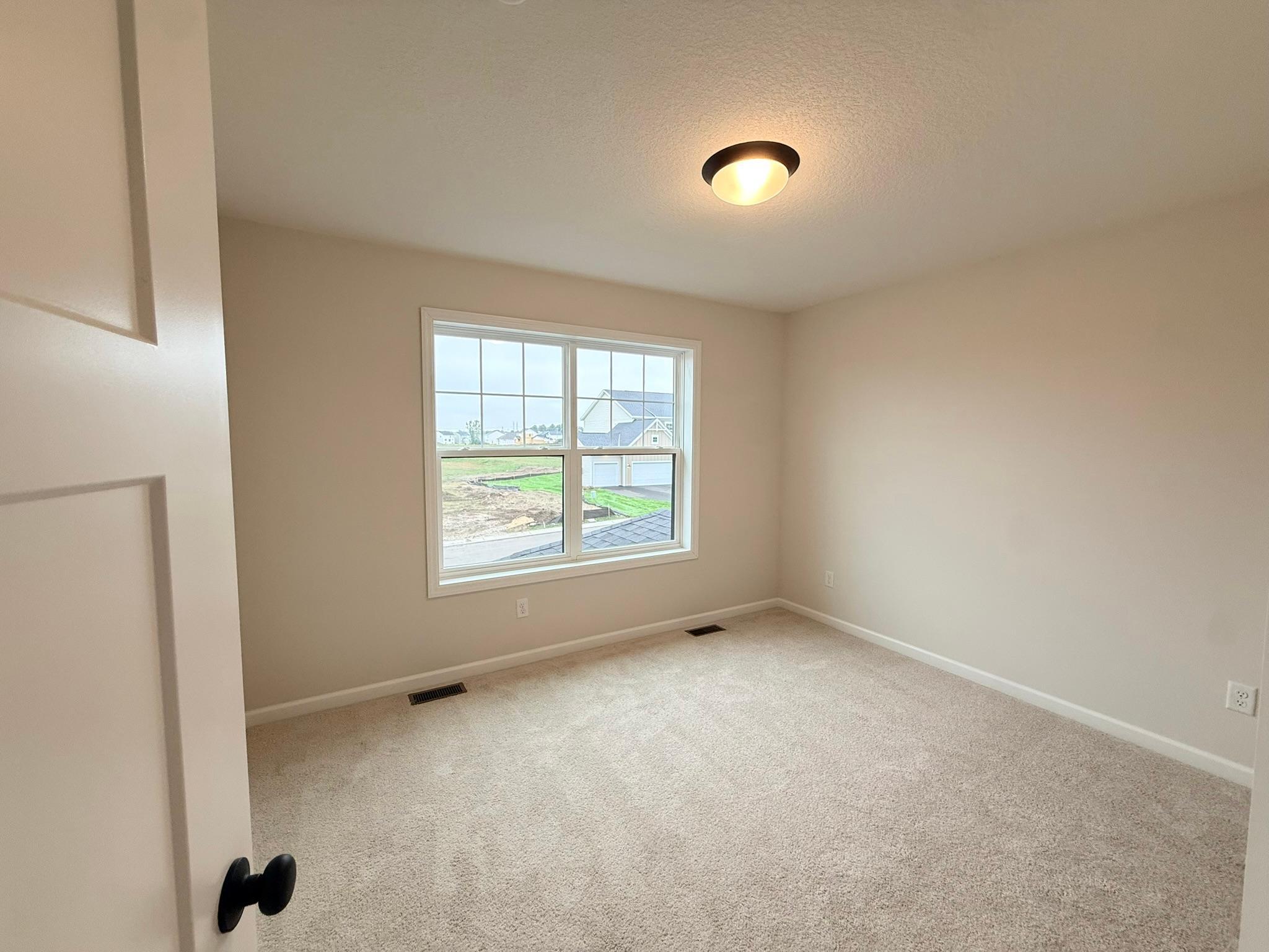 11614 19th Street Ne Property Photo 12