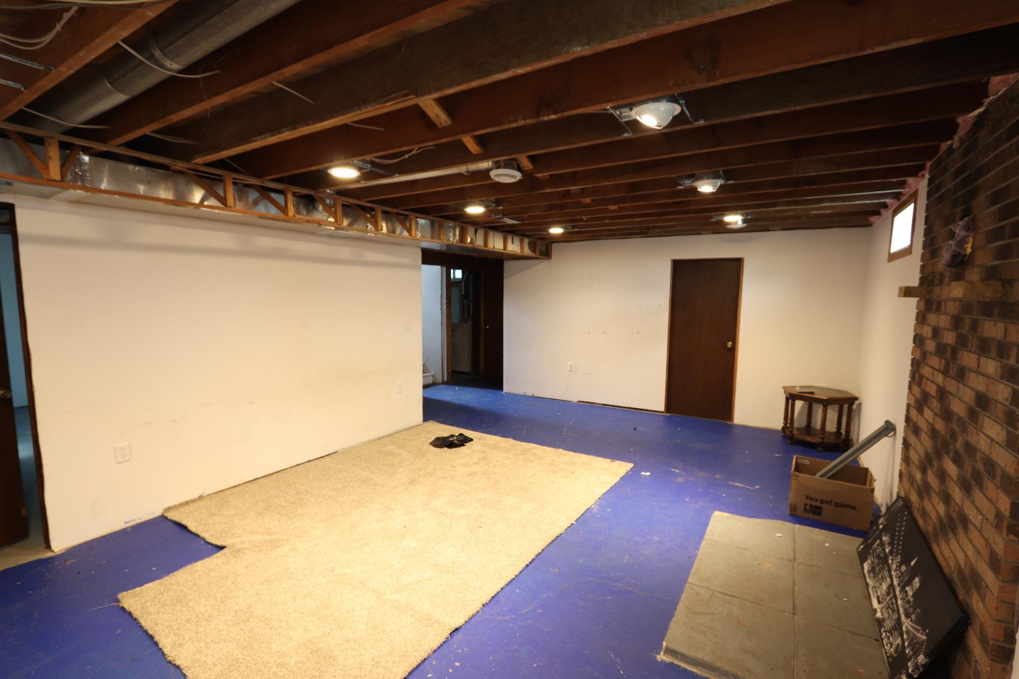 105 Atlantic Avenue E Property Photo 20