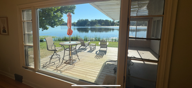 318 Riverside Boulevard Property Photo 4