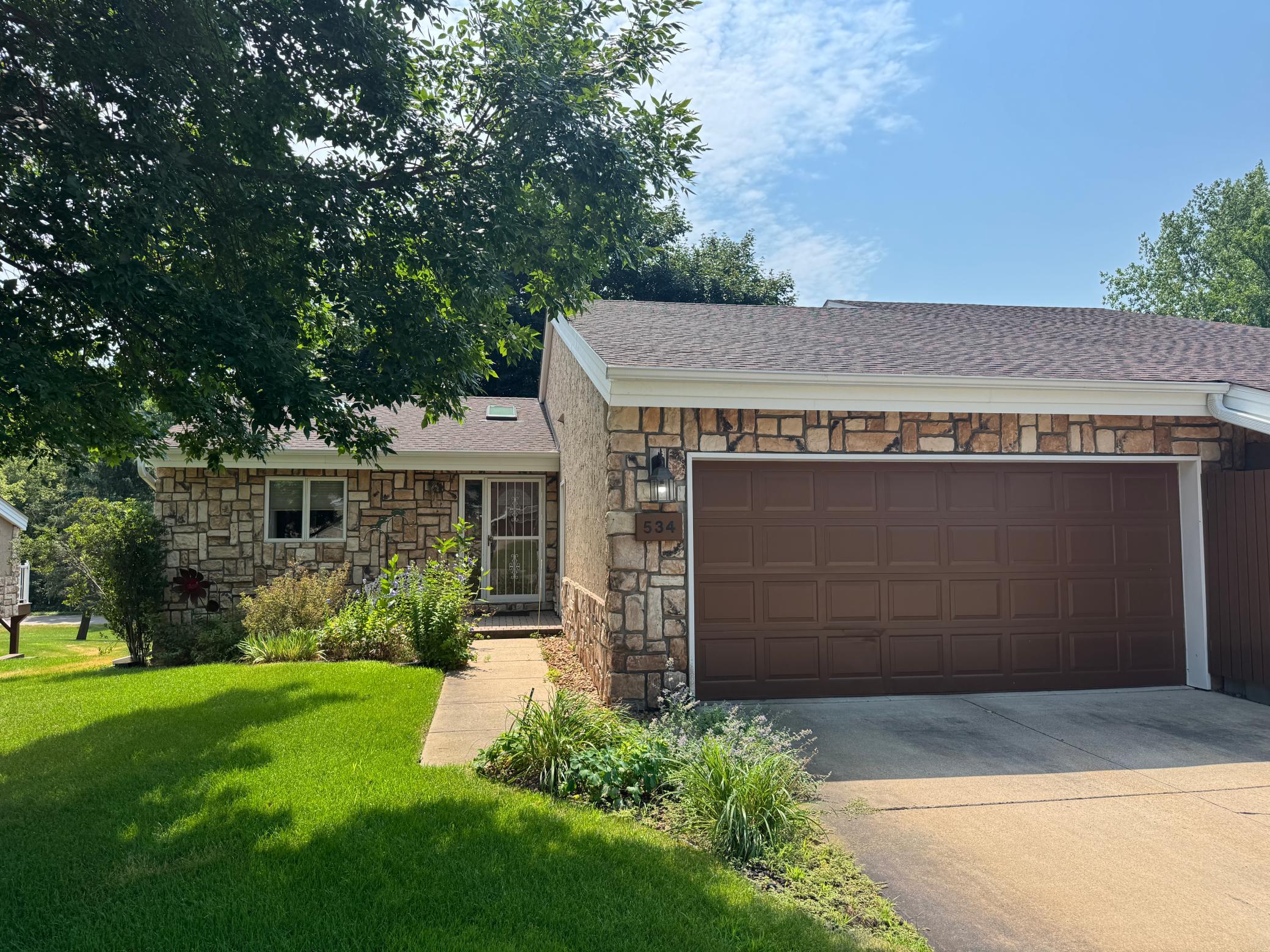 534 Brook Lane