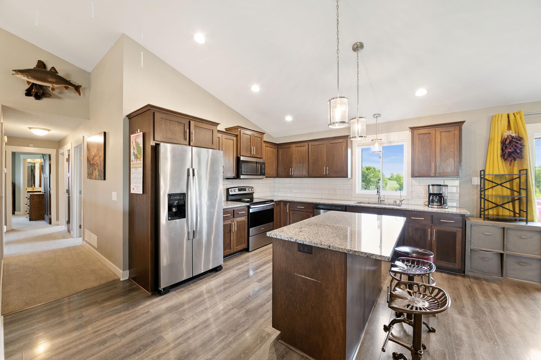 1106 Rolling Hills Drive Nw Property Photo 3