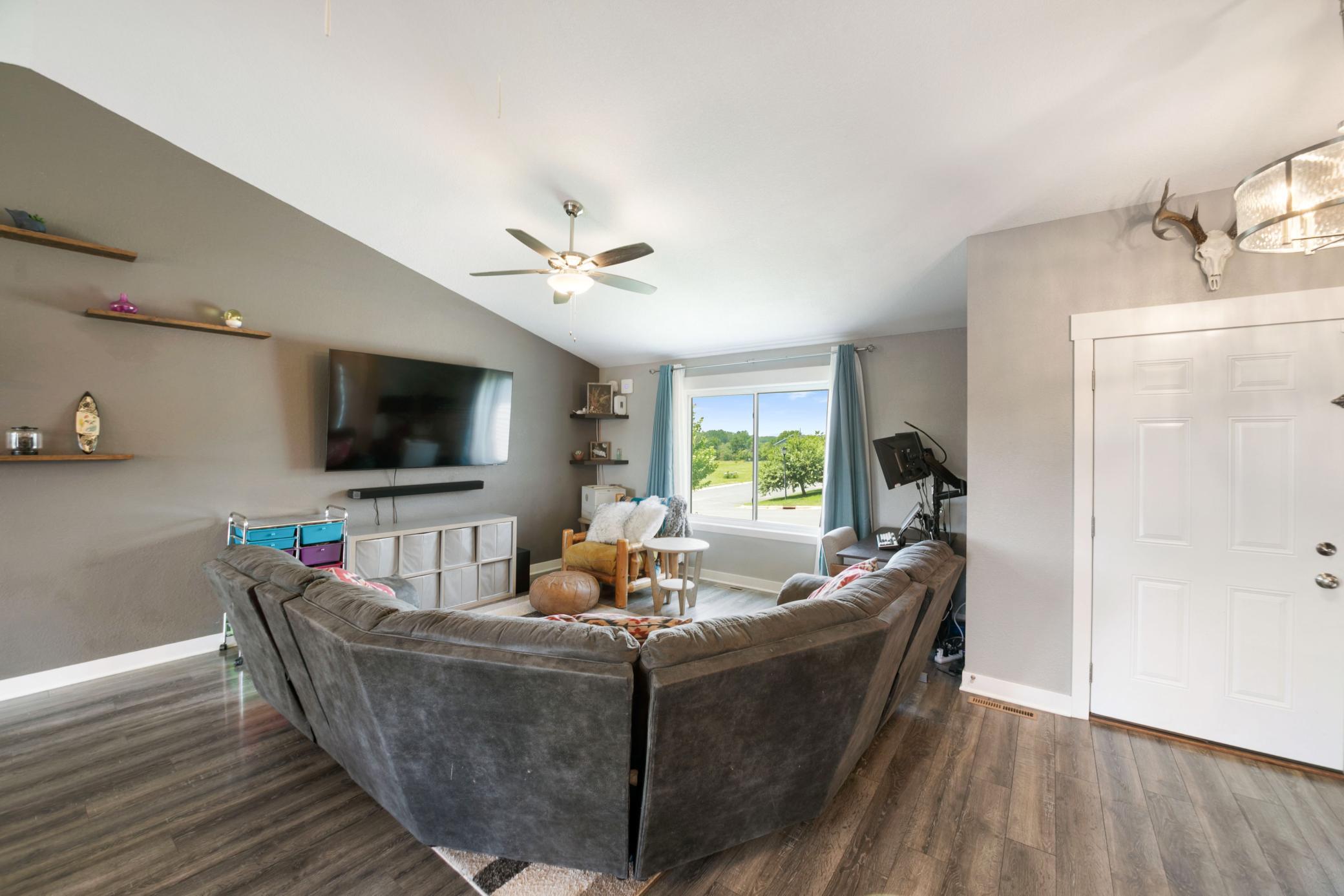 1106 Rolling Hills Drive Nw Property Photo 6