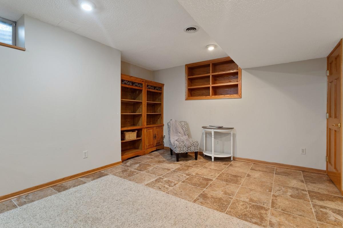 7020 Beacon Circle Property Photo 19